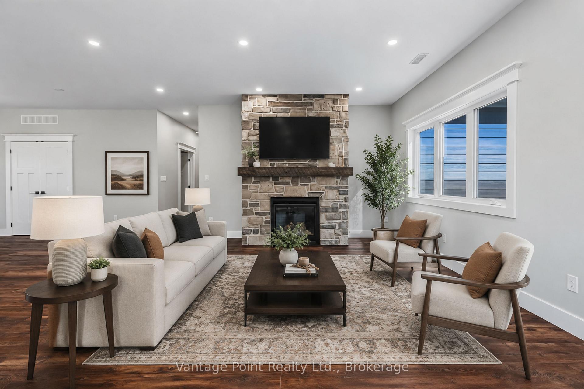 Photo 14 of 107 Toronto Road, Grey Highlands — HOMEH