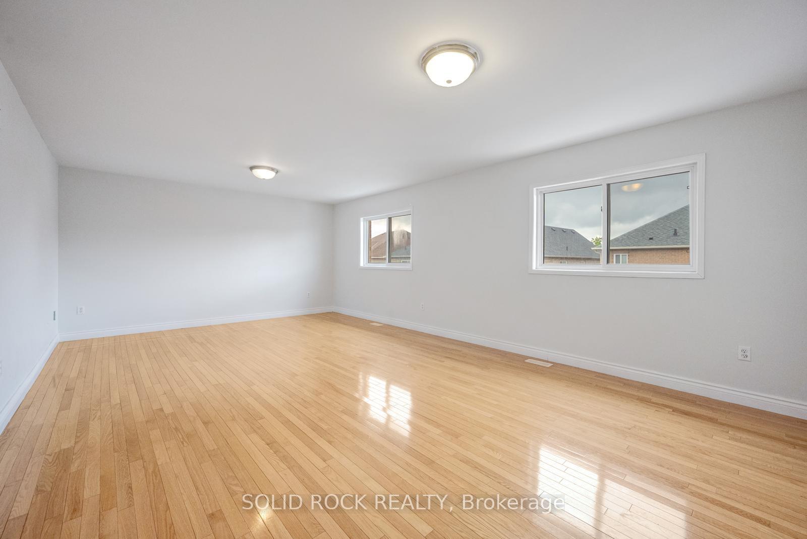 Photo 22 of 5 Freshspring Drive, Brampton, Sandringham-Wellington — HOMEH