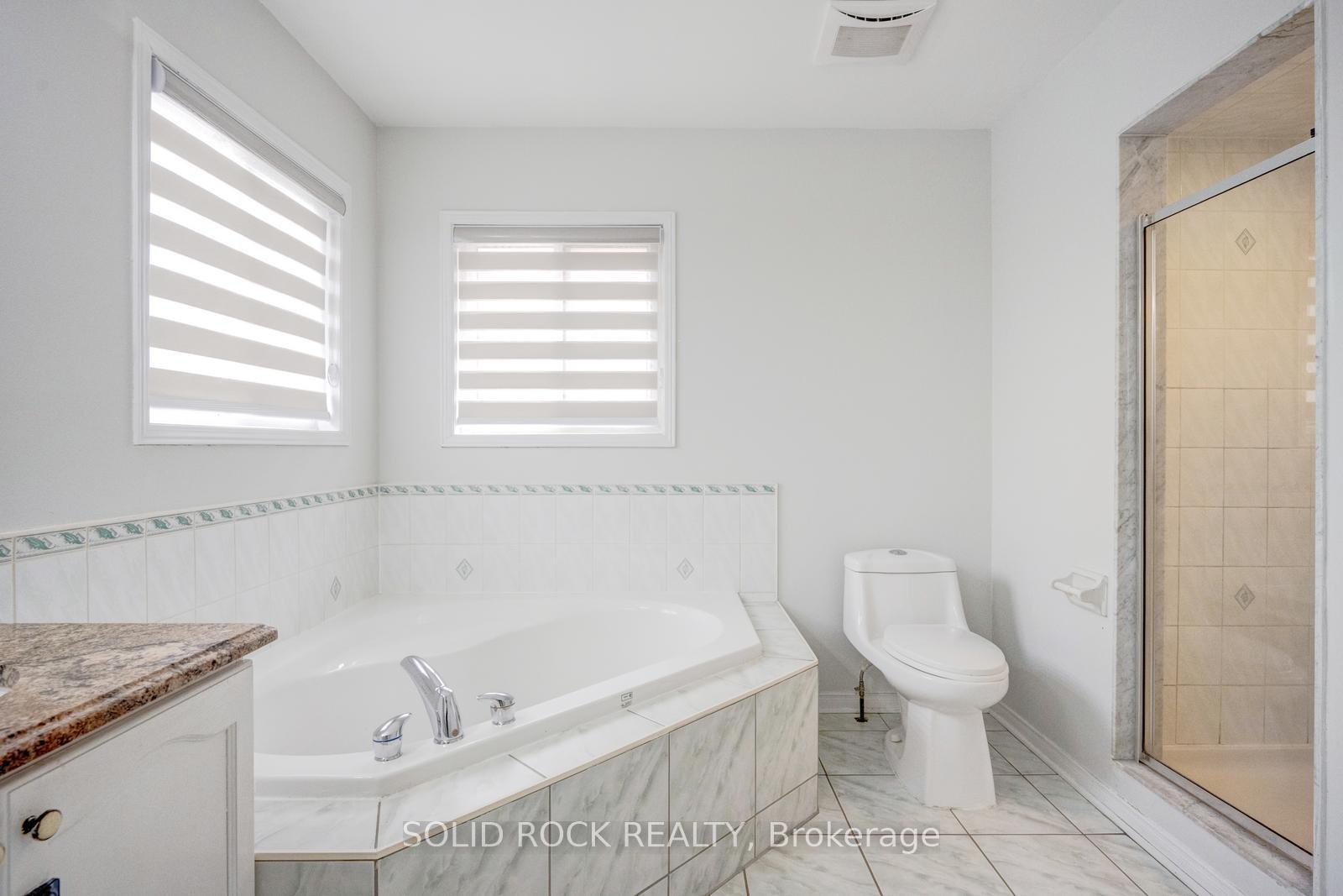 Photo 26 of 5 Freshspring Drive, Brampton, Sandringham-Wellington — HOMEH