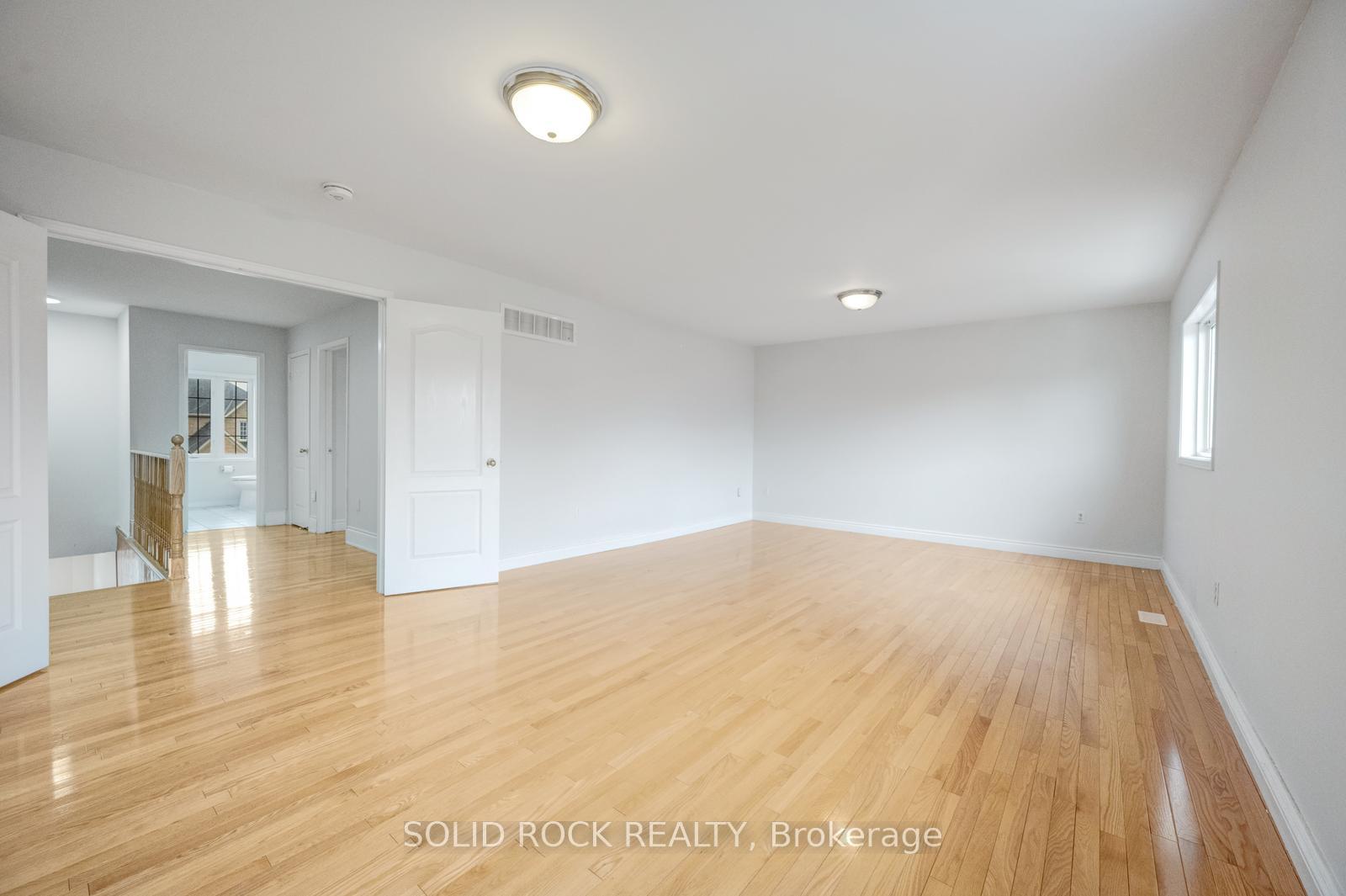 Photo 27 of 5 Freshspring Drive, Brampton, Sandringham-Wellington — HOMEH