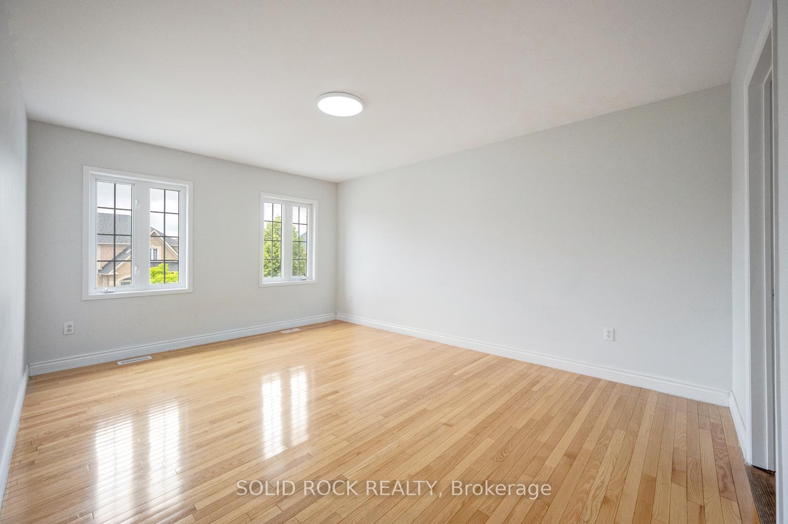 Photo 35 of 5 Freshspring Drive, Brampton, Sandringham-Wellington — HOMEH