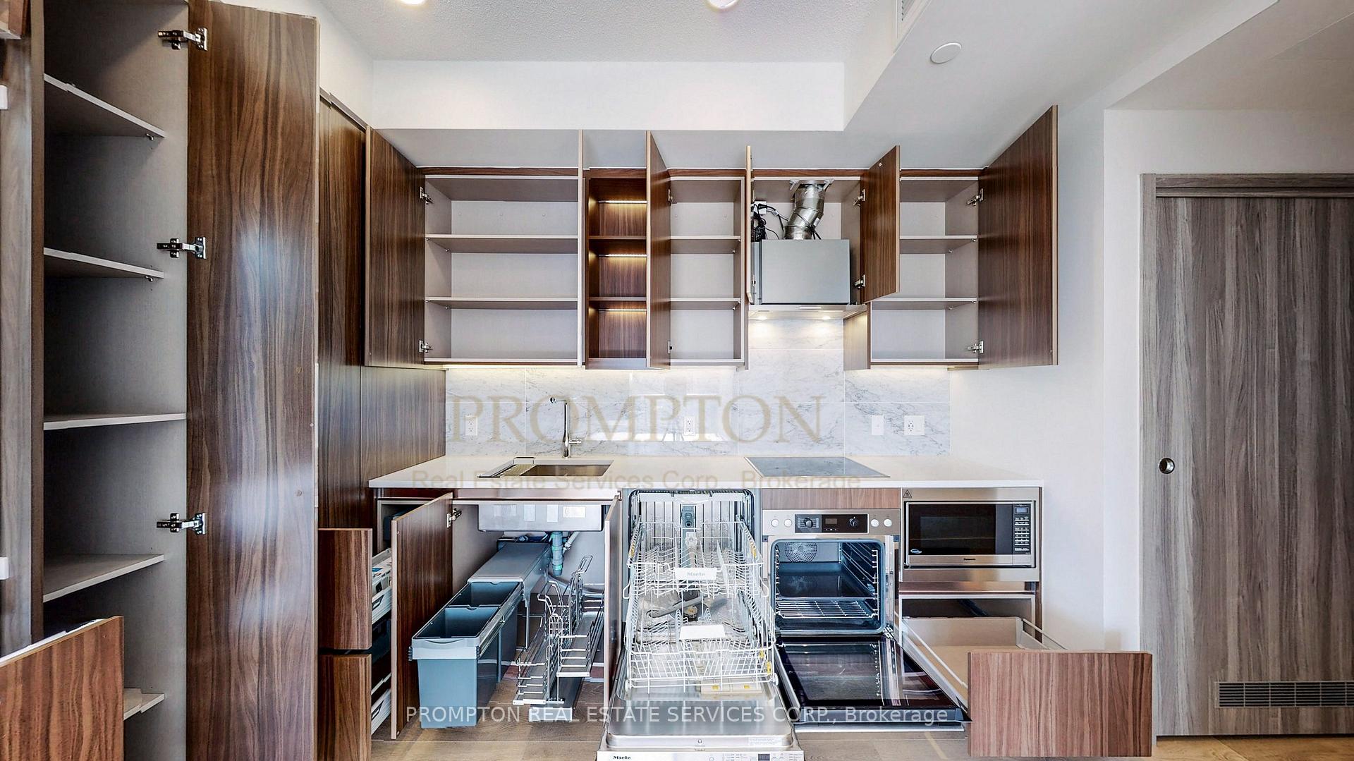 Photo 11 of Unit 1109, 95 McMahon Drive, North York, Bayview Village — HOMEH