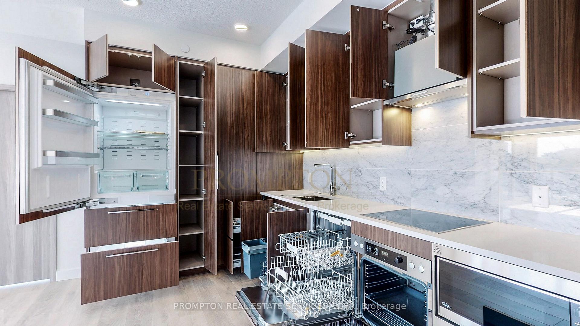 Photo 12 of Unit 1109, 95 McMahon Drive, North York, Bayview Village — HOMEH