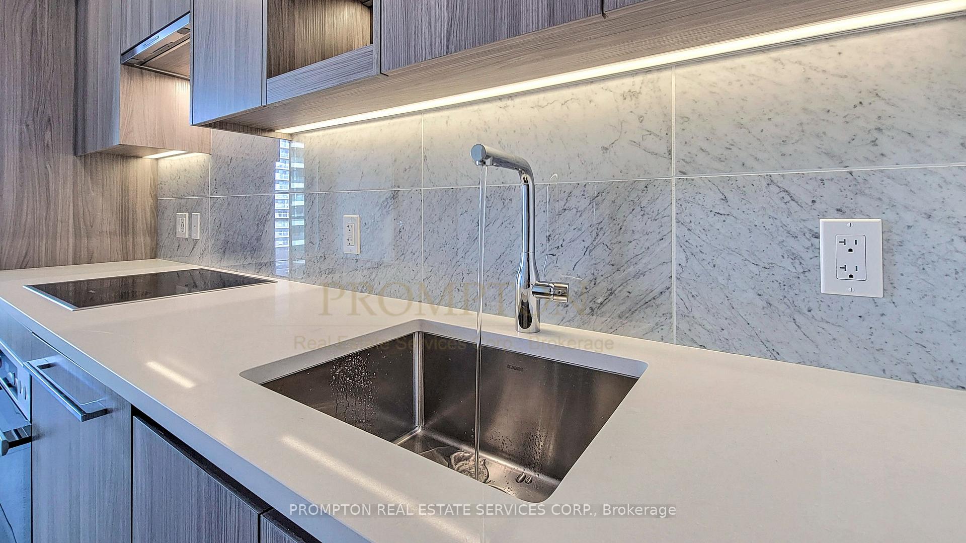 Photo 14 of Unit 1109, 95 McMahon Drive, North York, Bayview Village — HOMEH