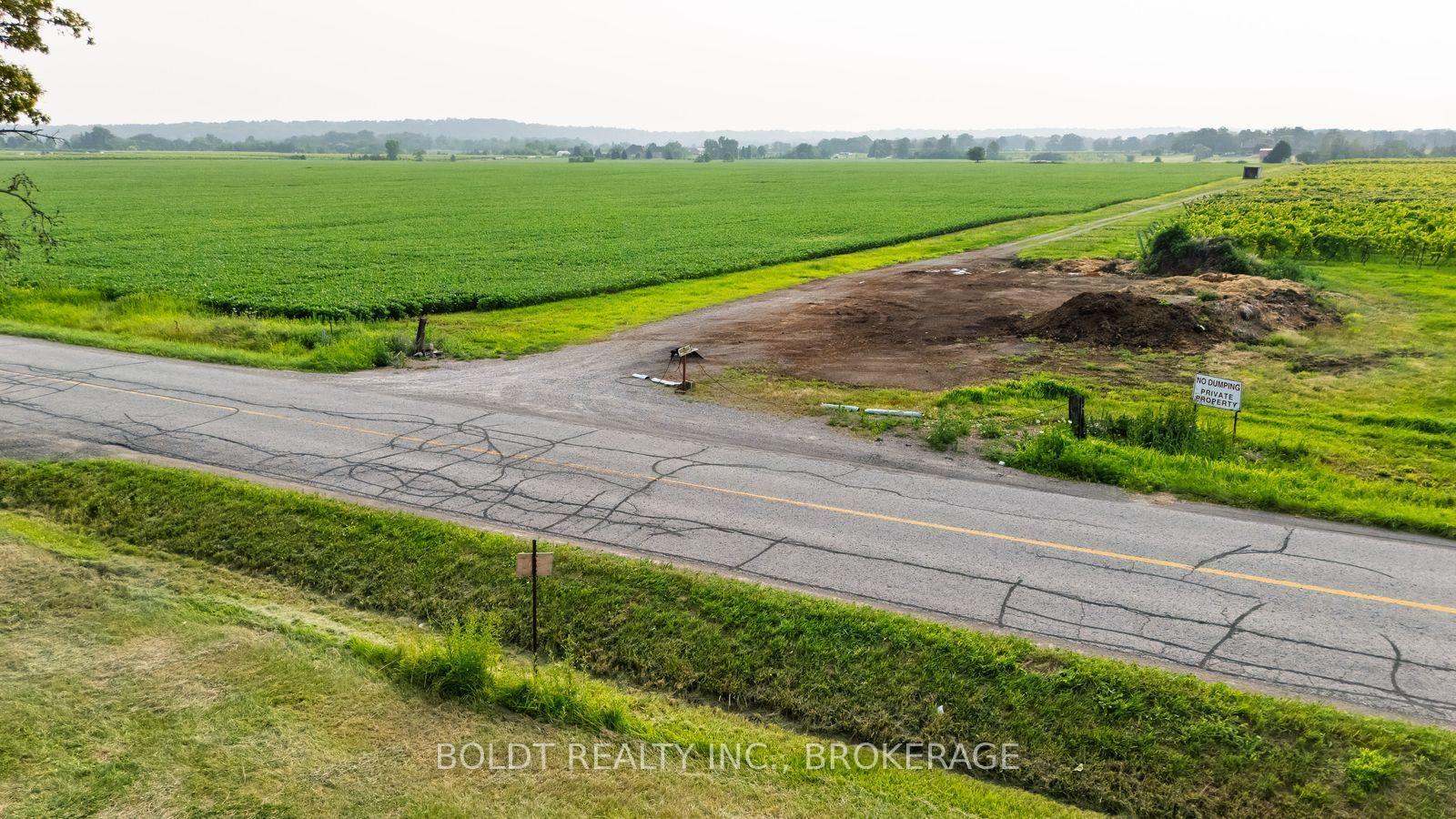Photo 2 of 2669 Third Street, St. Catharines, Rural Eighth — HOMEH