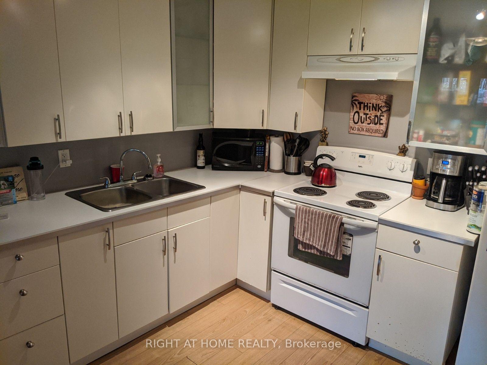 Photo 3 of Unit 5, 264 Monarch Park Avenue, Toronto, Danforth Village-East York — HOMEH