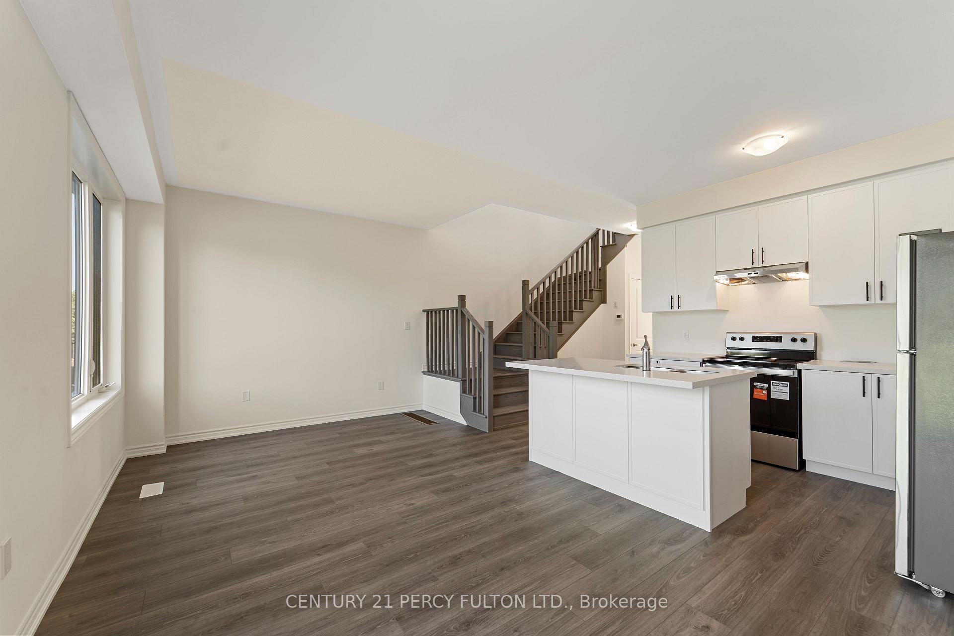 Photo 7 of 39 Watts Mews, Kawartha Lakes, Lindsay — HOMEH