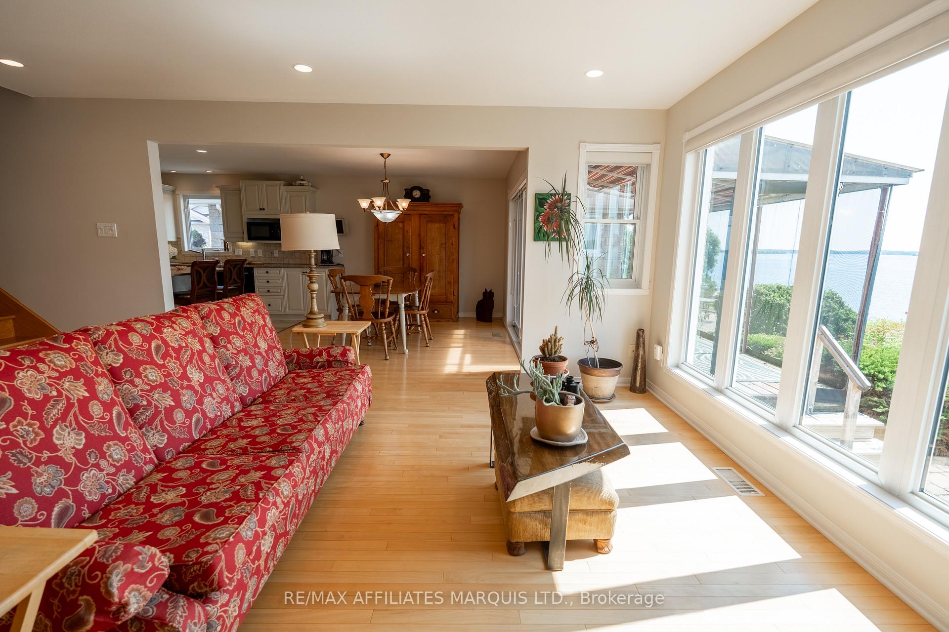 Photo 16 of 1172 Kirkman Court, Cornwall, Cornwall — HOMEH