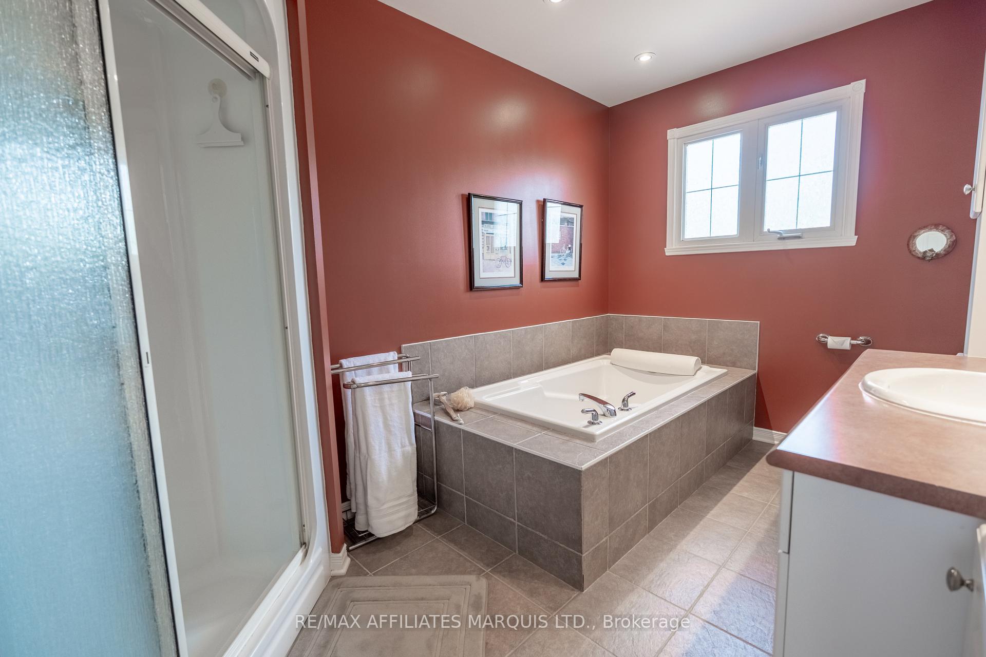 Photo 43 of 1172 Kirkman Court, Cornwall, Cornwall — HOMEH