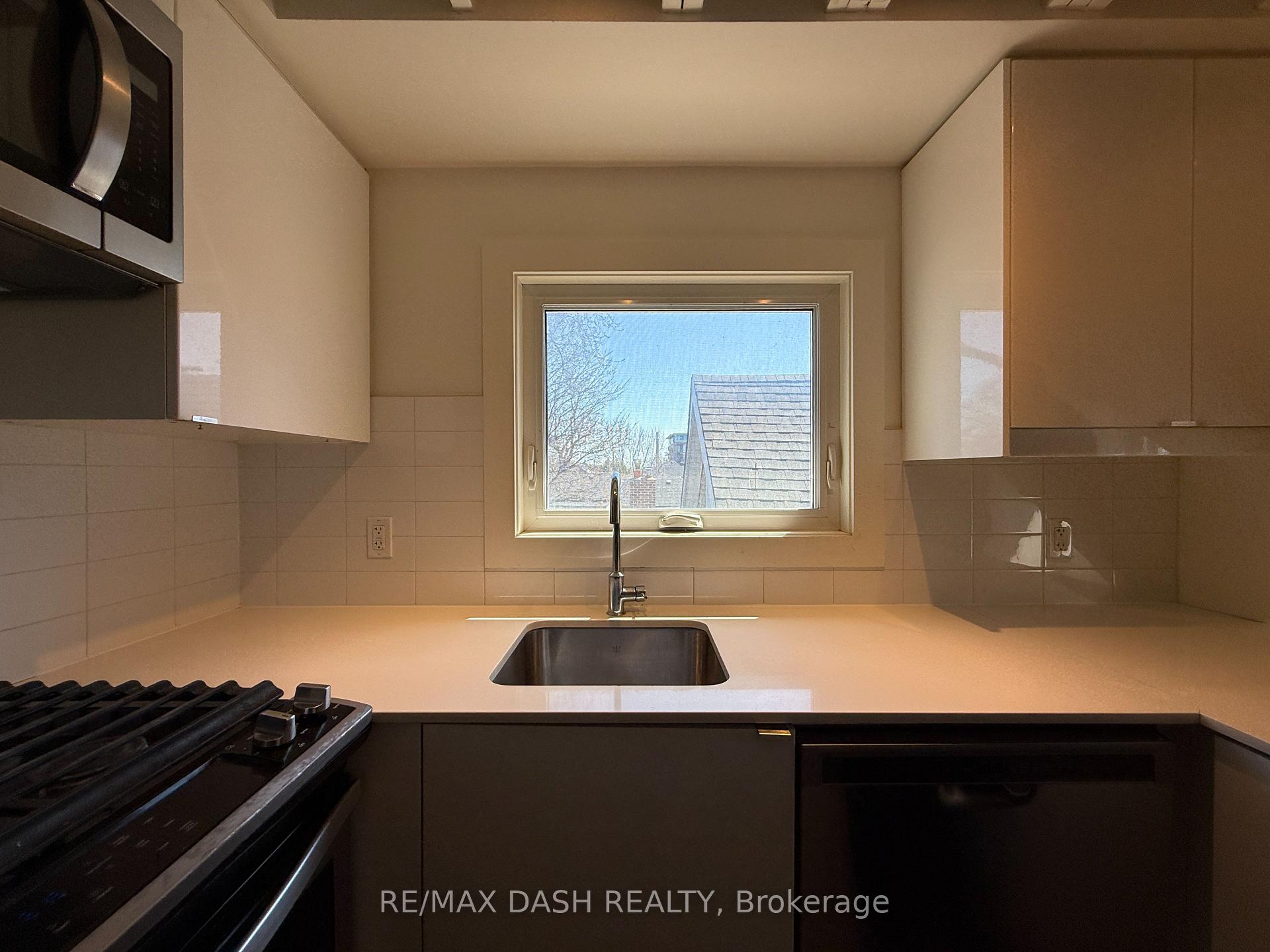Photo 9 of Unit 4, 263 Boston Avenue, Toronto, South Riverdale — HOMEH
