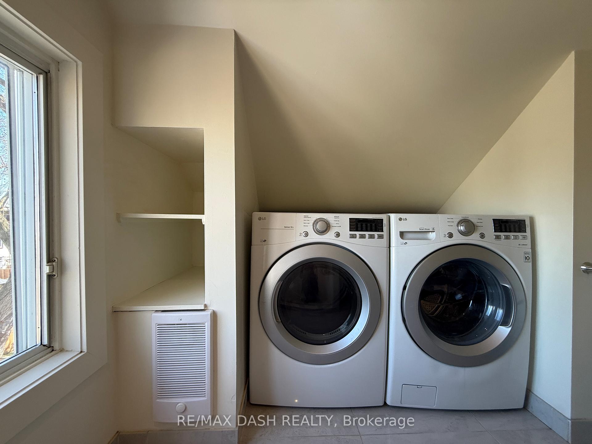 Photo 13 of Unit 4, 263 Boston Avenue, Toronto, South Riverdale — HOMEH
