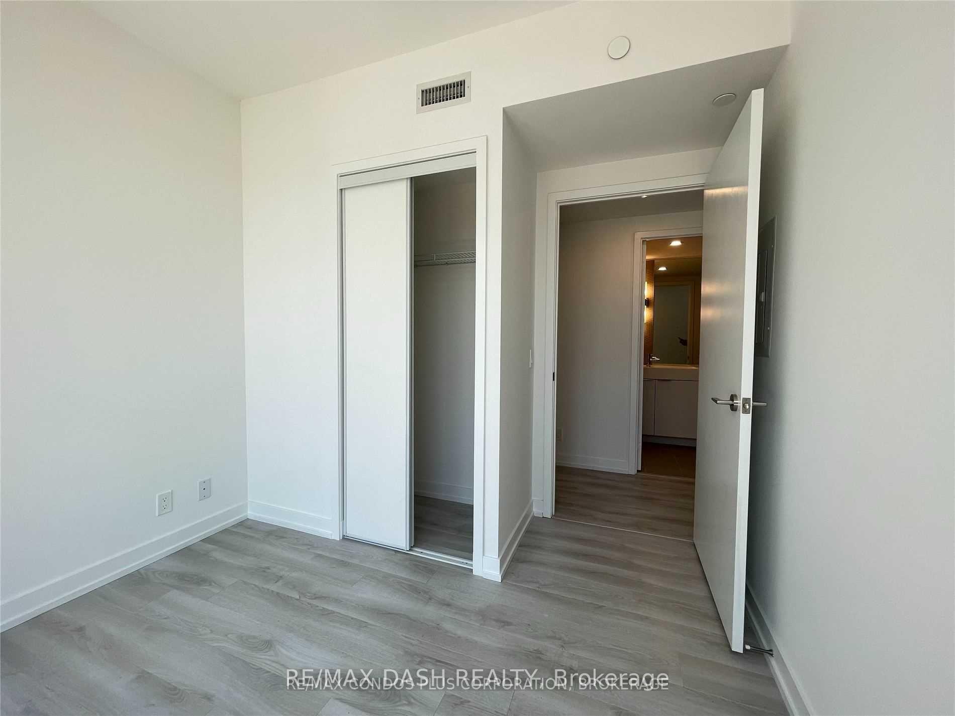 Photo 19 of Unit 506, 33 Helendale Avenue, Toronto, Yonge-Eglinton — HOMEH