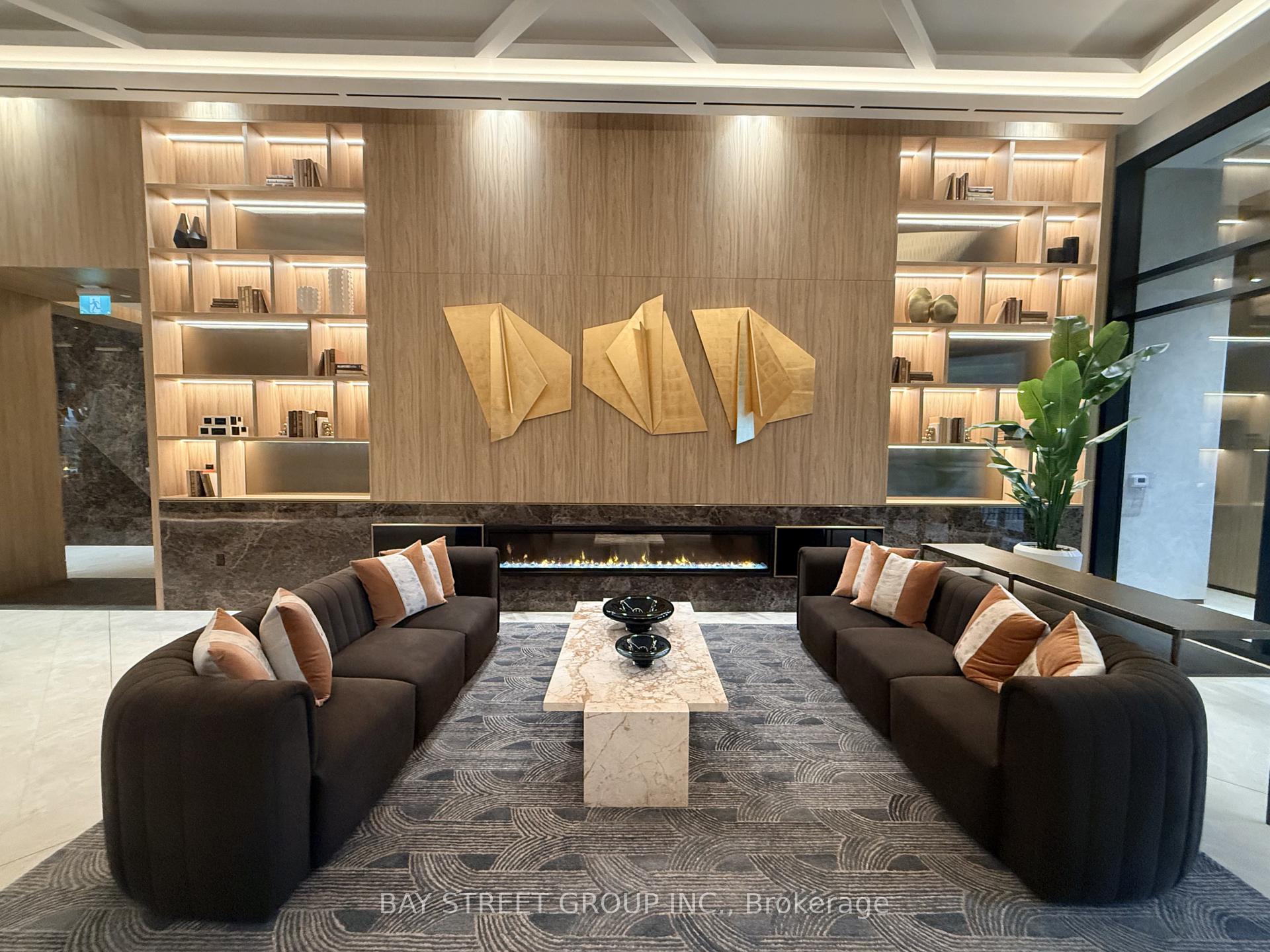 Photo 2 of Unit 308, 5 Meadowdale Road, Vaughan, Vaughan Corporate Centre — HOMEH