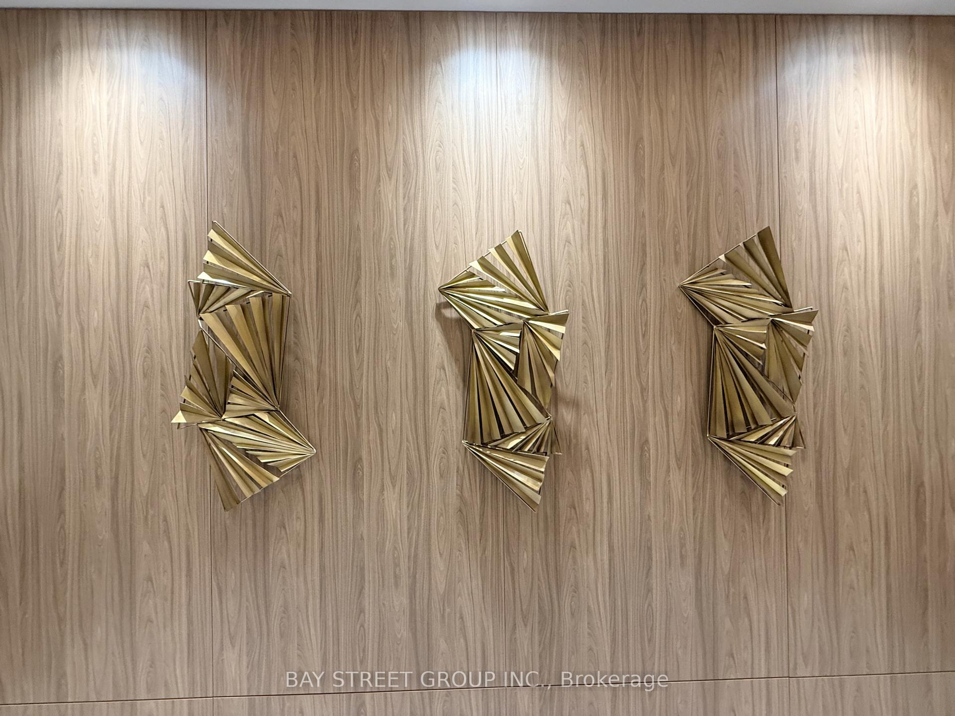 Photo 5 of Unit 308, 5 Meadowdale Road, Vaughan, Vaughan Corporate Centre — HOMEH
