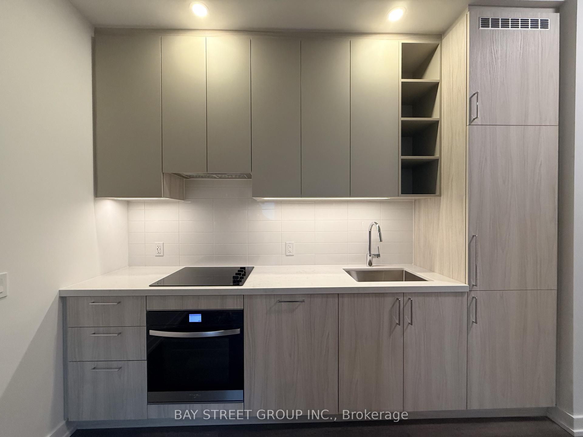 Photo 8 of Unit 308, 5 Meadowdale Road, Vaughan, Vaughan Corporate Centre — HOMEH