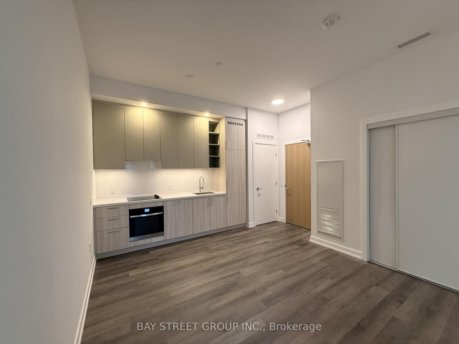 Photo 10 of Unit 308, 5 Meadowdale Road, Vaughan, Vaughan Corporate Centre — HOMEH