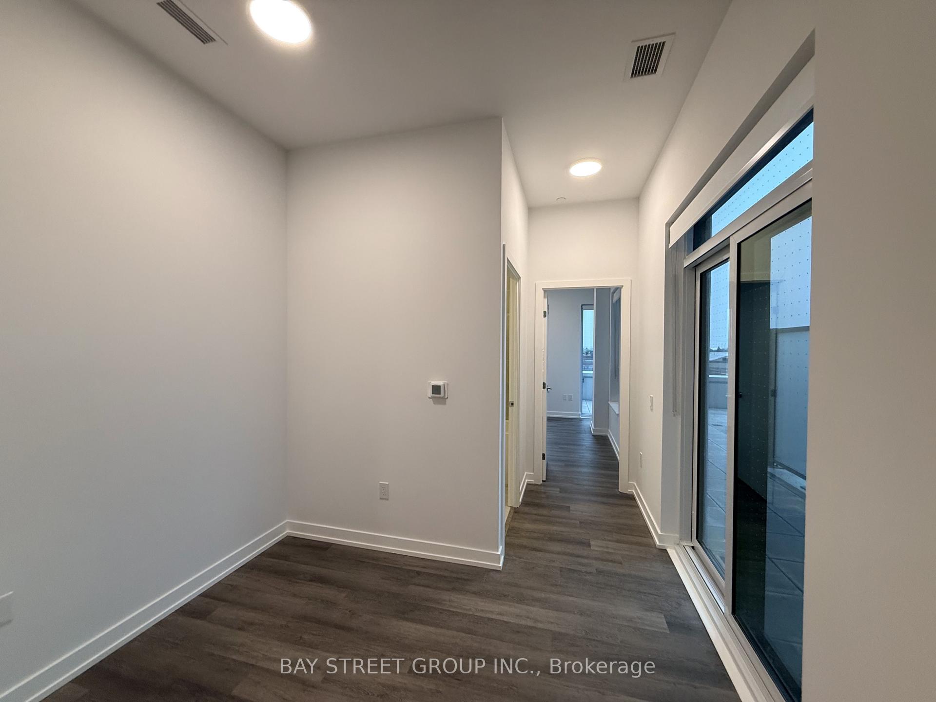 Photo 13 of Unit 308, 5 Meadowdale Road, Vaughan, Vaughan Corporate Centre — HOMEH