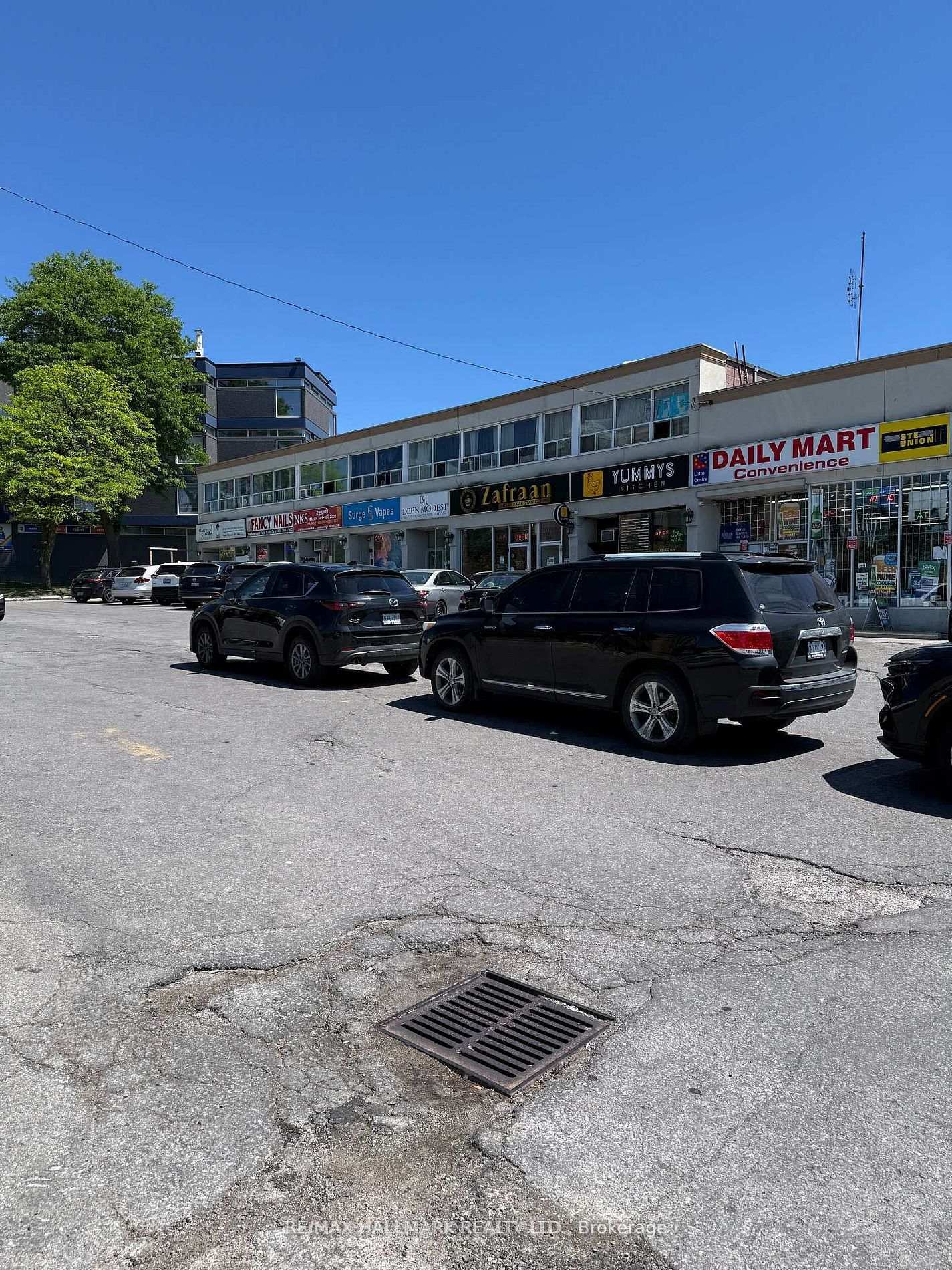 Photo 11 of Unit 3, 2881 Lawrence Avenue E, Scarborough, Bendale — HOMEH