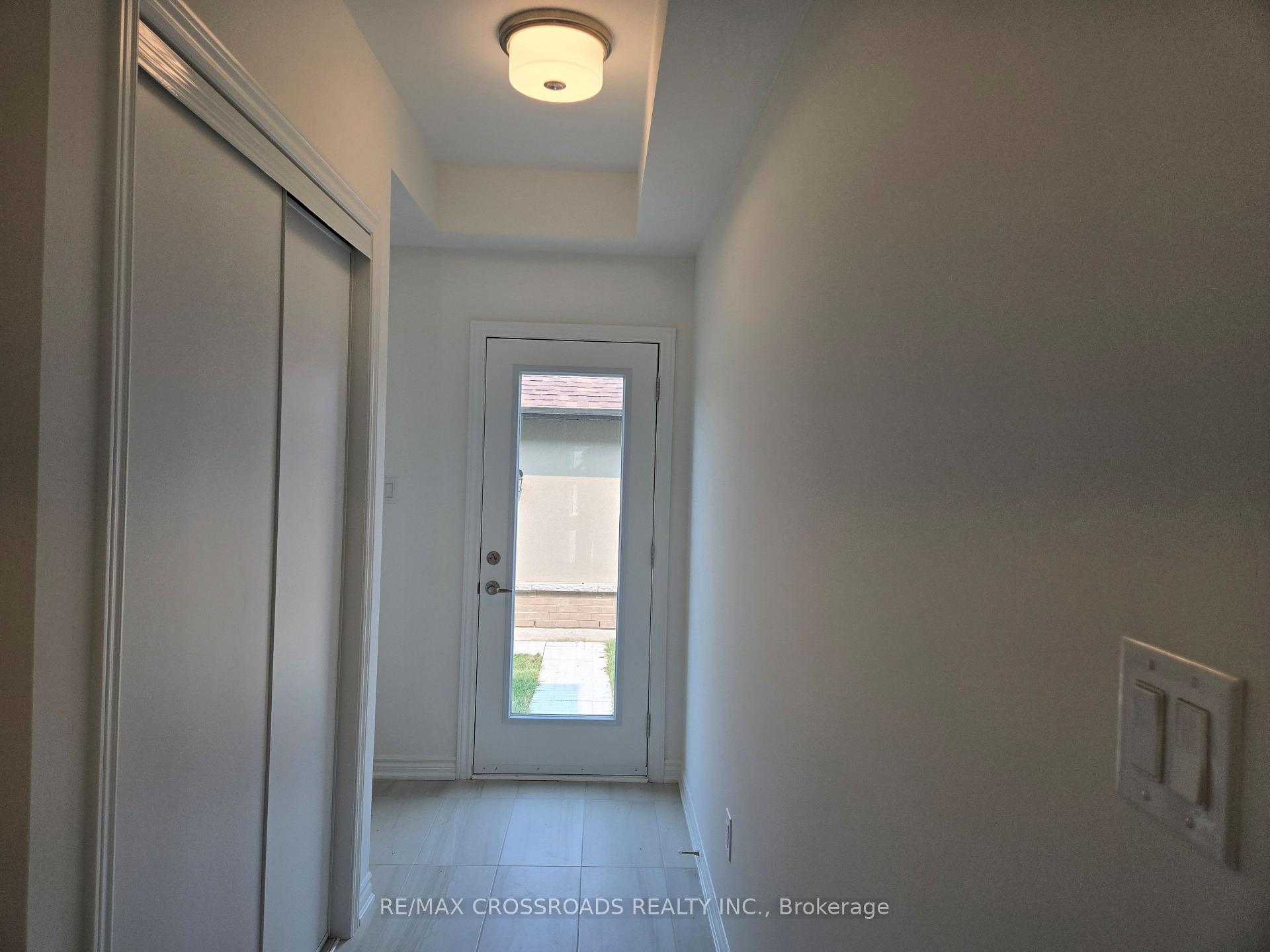 Photo 8 of 7 Alexander Donaldson Street, Markham, Cornell — HOMEH