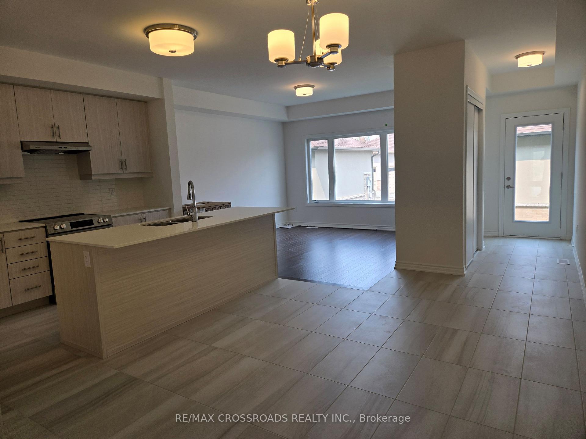 Photo 11 of 7 Alexander Donaldson Street, Markham, Cornell — HOMEH