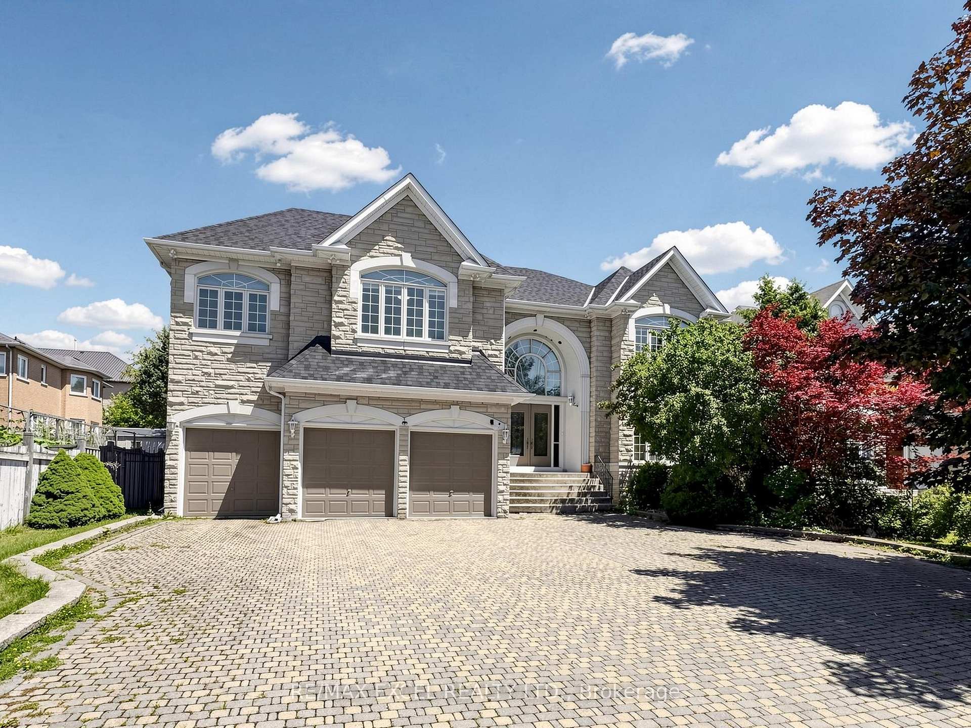 Photo of 16 Frybrook Crescent
