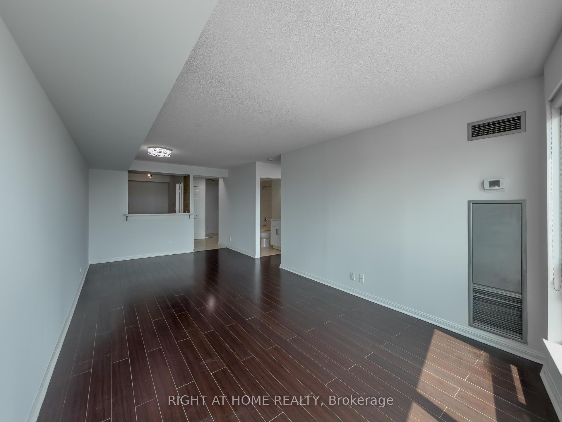 Photo 5 of Unit 1008, 8 Lee Centre Drive, Scarborough, Woburn — HOMEH