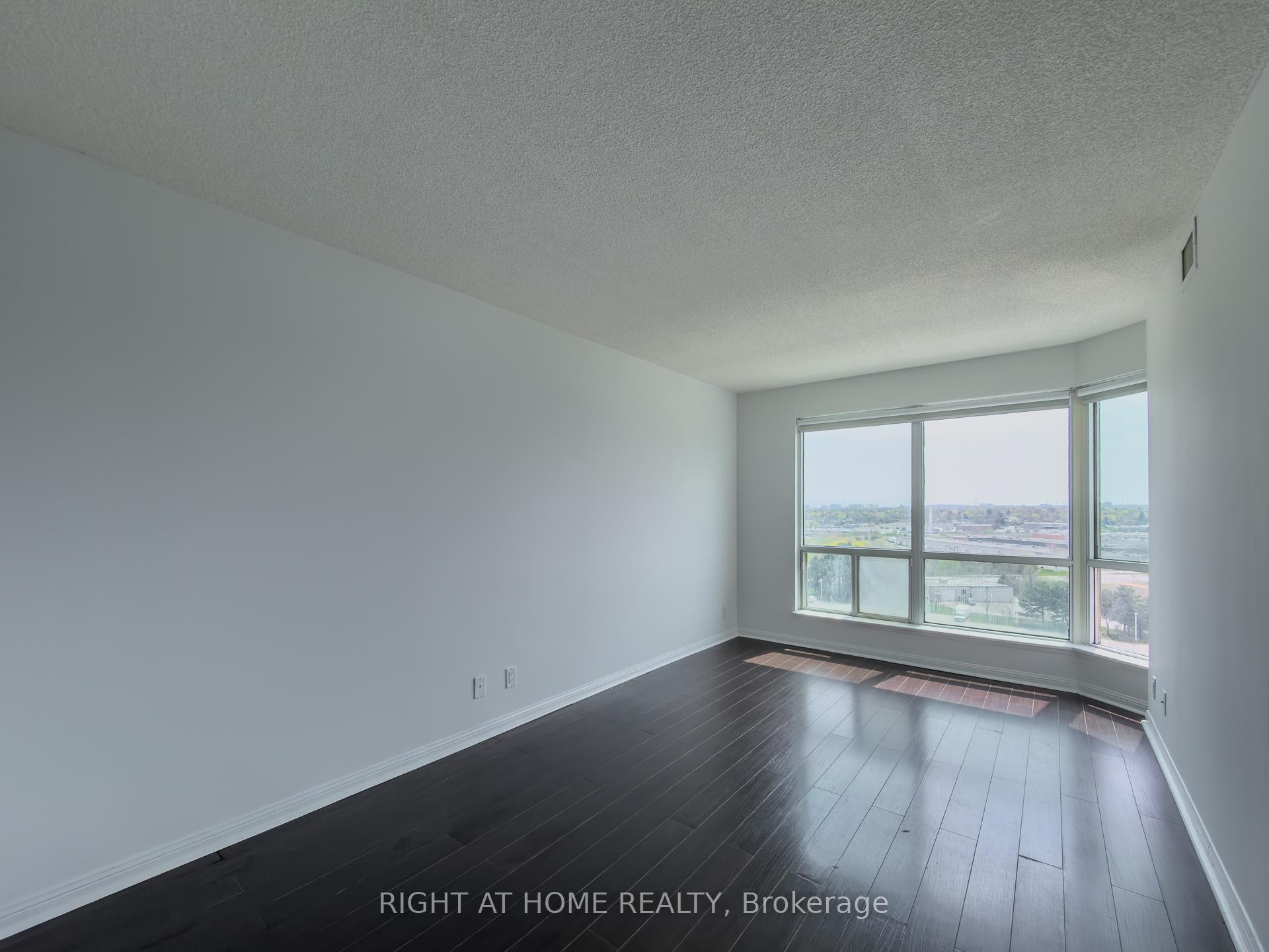 Photo 13 of Unit 1008, 8 Lee Centre Drive, Scarborough, Woburn — HOMEH