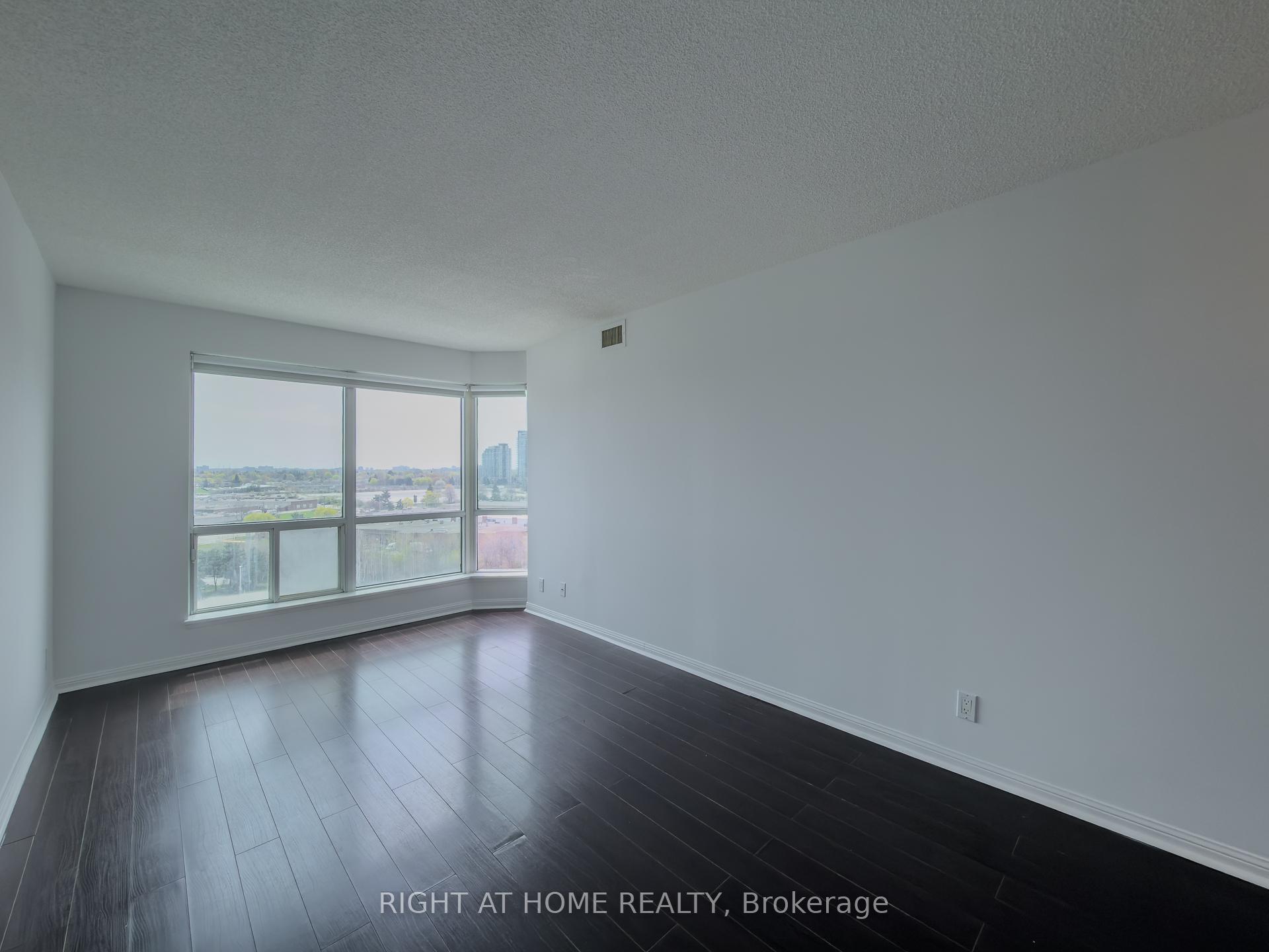 Photo 14 of Unit 1008, 8 Lee Centre Drive, Scarborough, Woburn — HOMEH