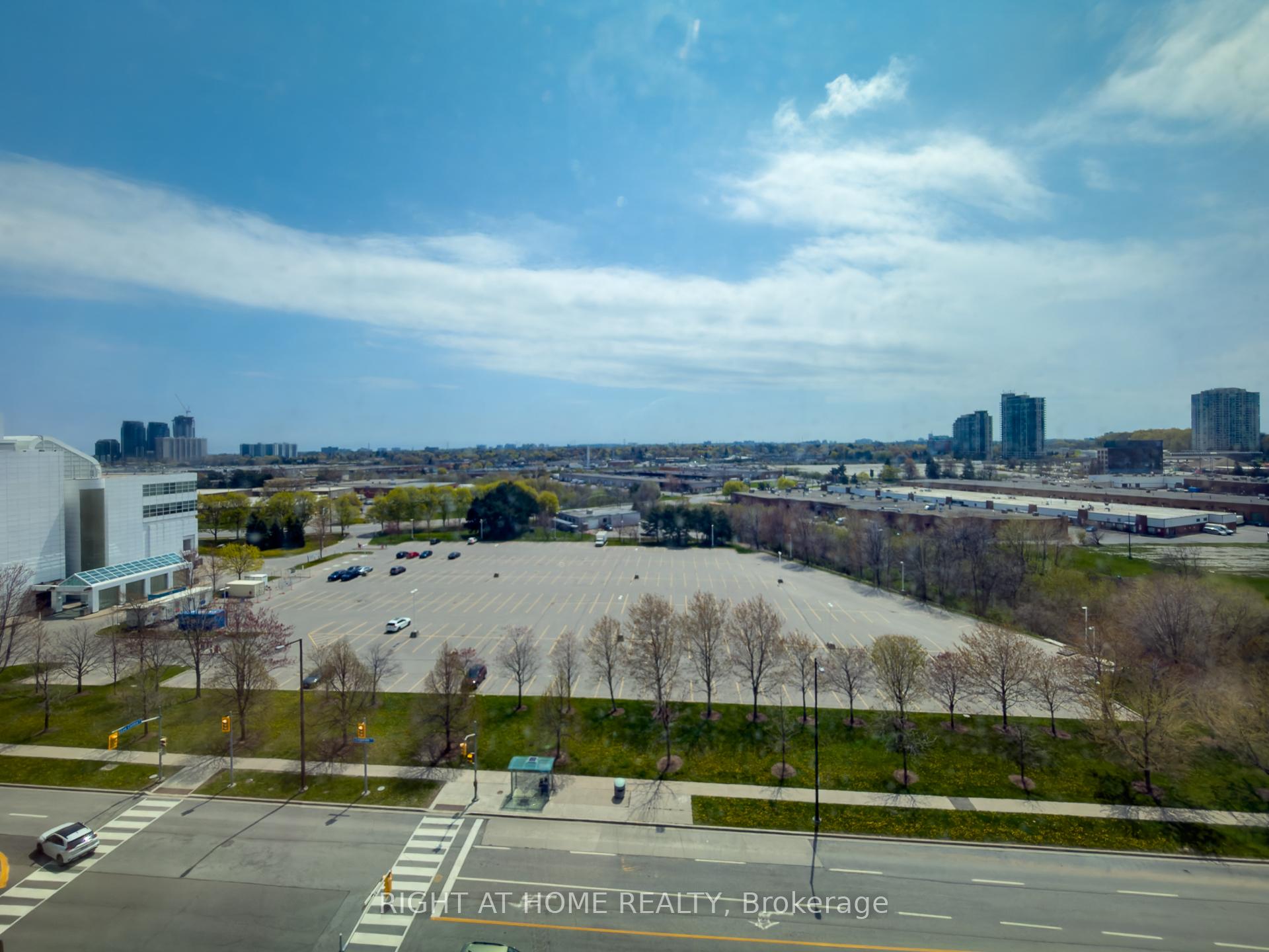 Photo 27 of Unit 1008, 8 Lee Centre Drive, Scarborough, Woburn — HOMEH