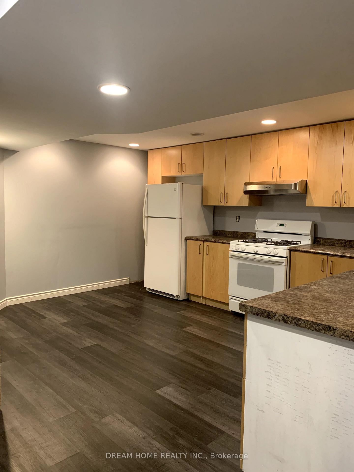 Photo 4 of Unit basement room1, 17 River Forest Street, Markham, Rouge Fairways — HOMEH