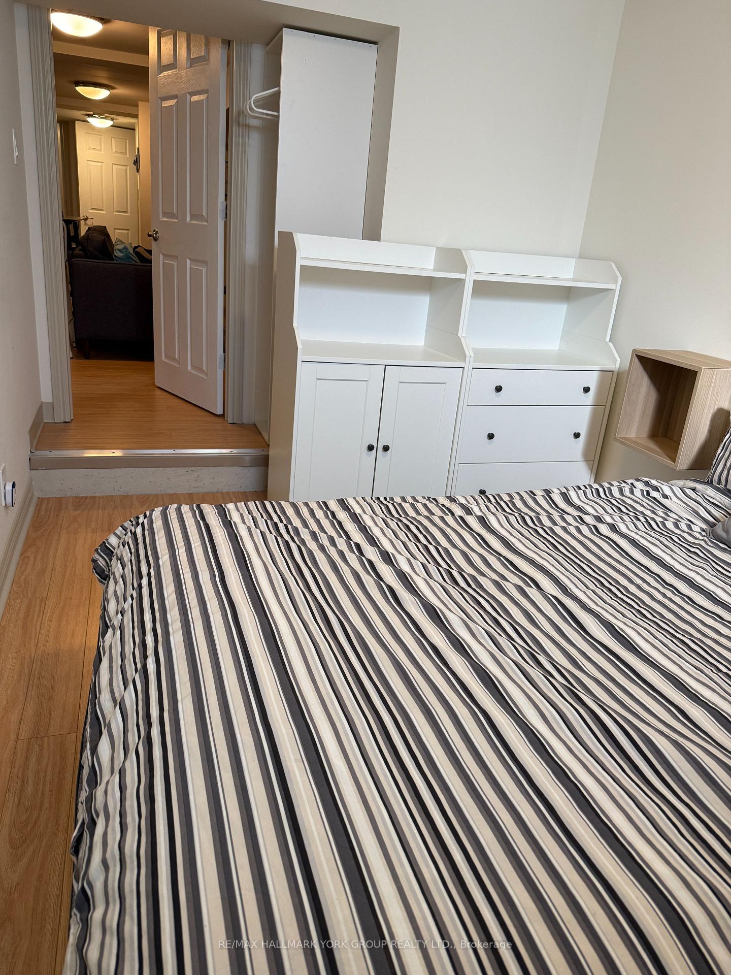 Photo 7 of Unit lower, 2 Coates Avenue, Toronto, Oakwood Village — HOMEH