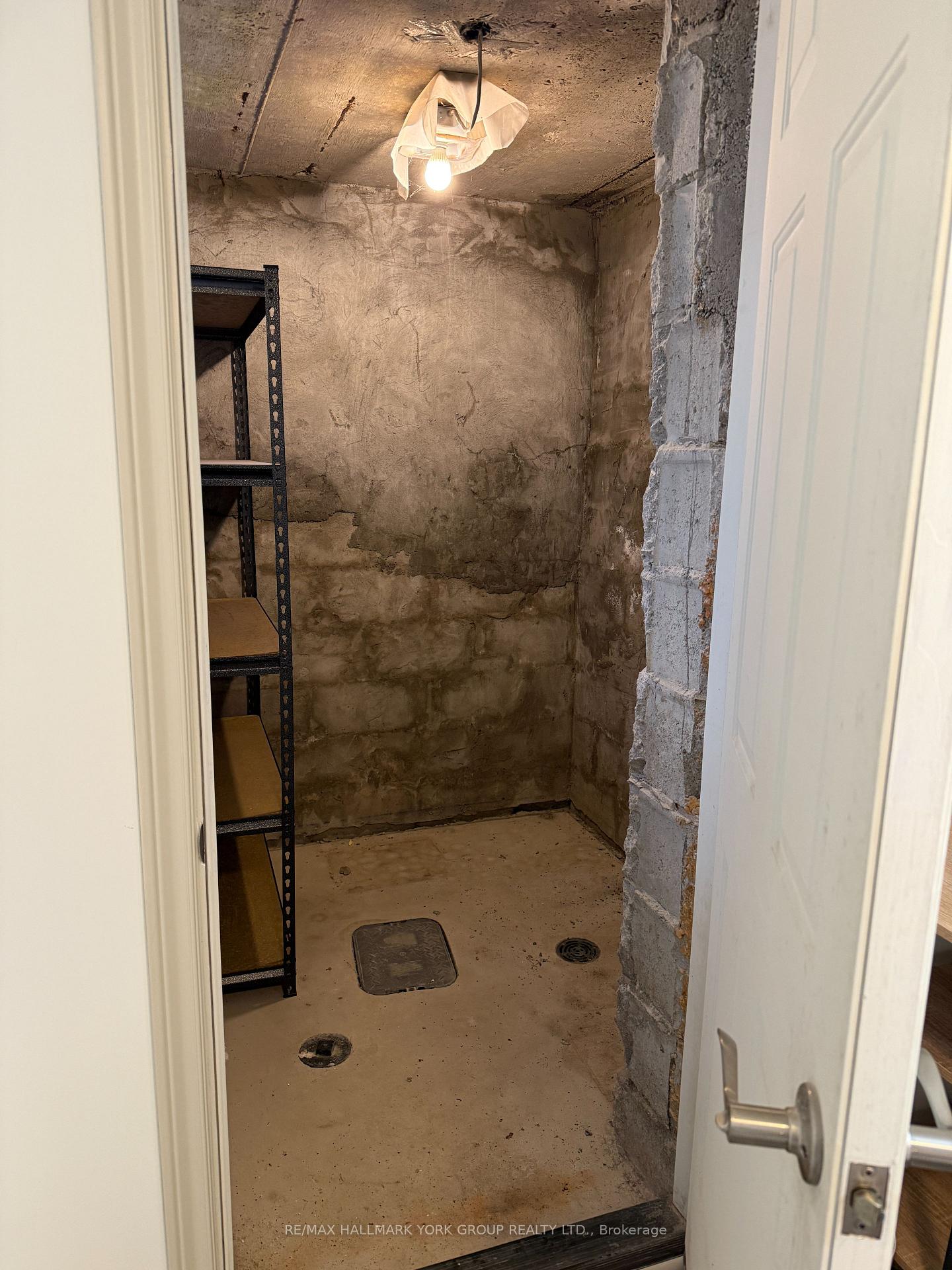 Photo 24 of Unit lower, 2 Coates Avenue, Toronto, Oakwood Village — HOMEH