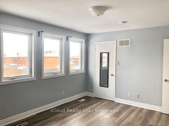 Photo 16 of 112 Dumfries Avenue, Brampton, Heart Lake West — HOMEH
