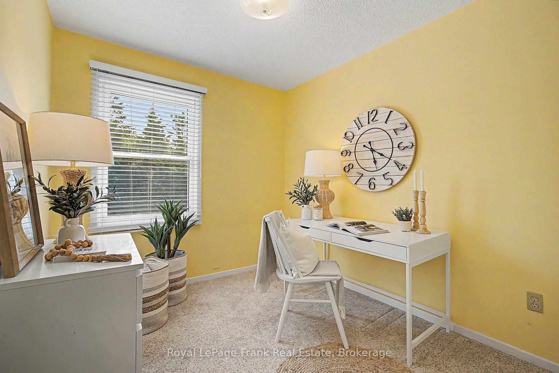 Photo 21 of 560 Reynolds Street, Whitby, Downtown Whitby — HOMEH