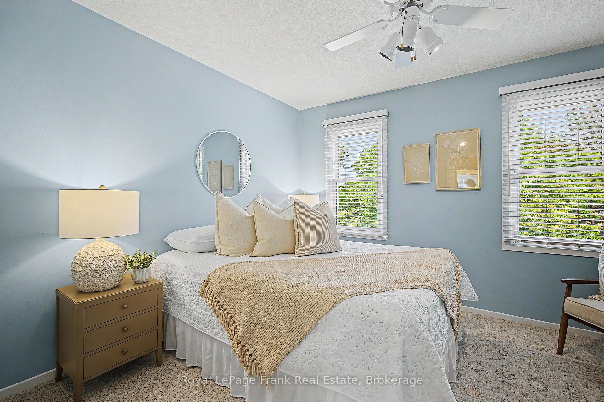 Photo 26 of 560 Reynolds Street, Whitby, Downtown Whitby — HOMEH