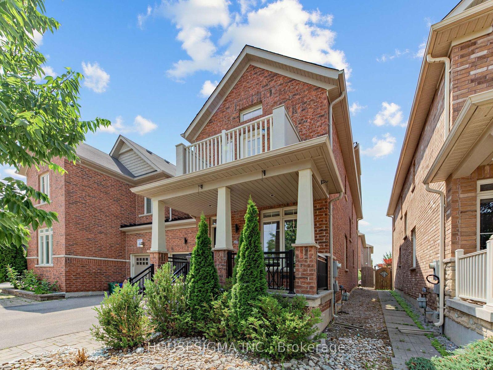 Photo 2 of 57 Chao Crescent, Richmond Hill, Oak Ridges — HOMEH