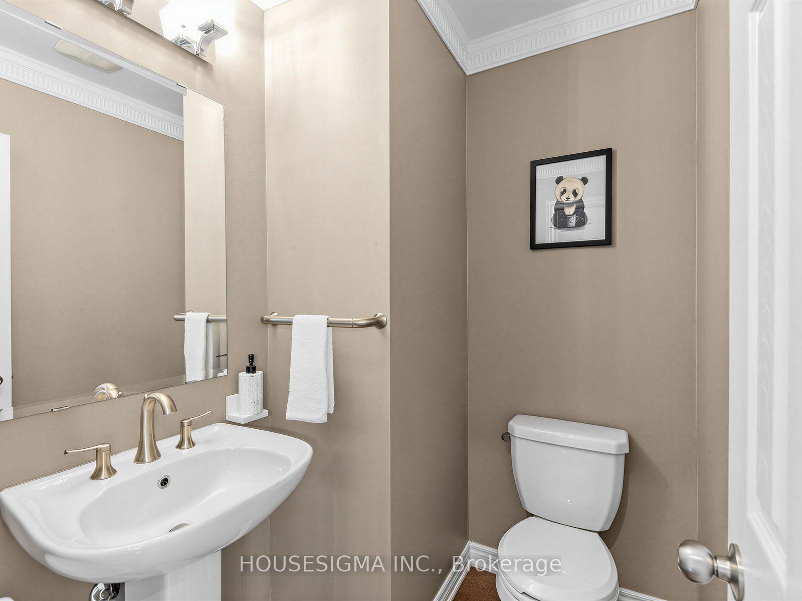 Photo 15 of 57 Chao Crescent, Richmond Hill, Oak Ridges — HOMEH