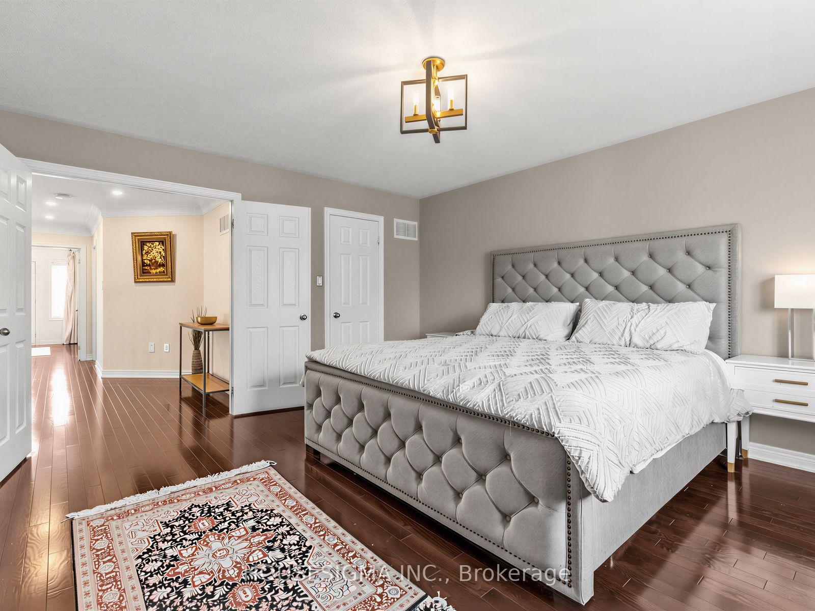 Photo 18 of 57 Chao Crescent, Richmond Hill, Oak Ridges — HOMEH