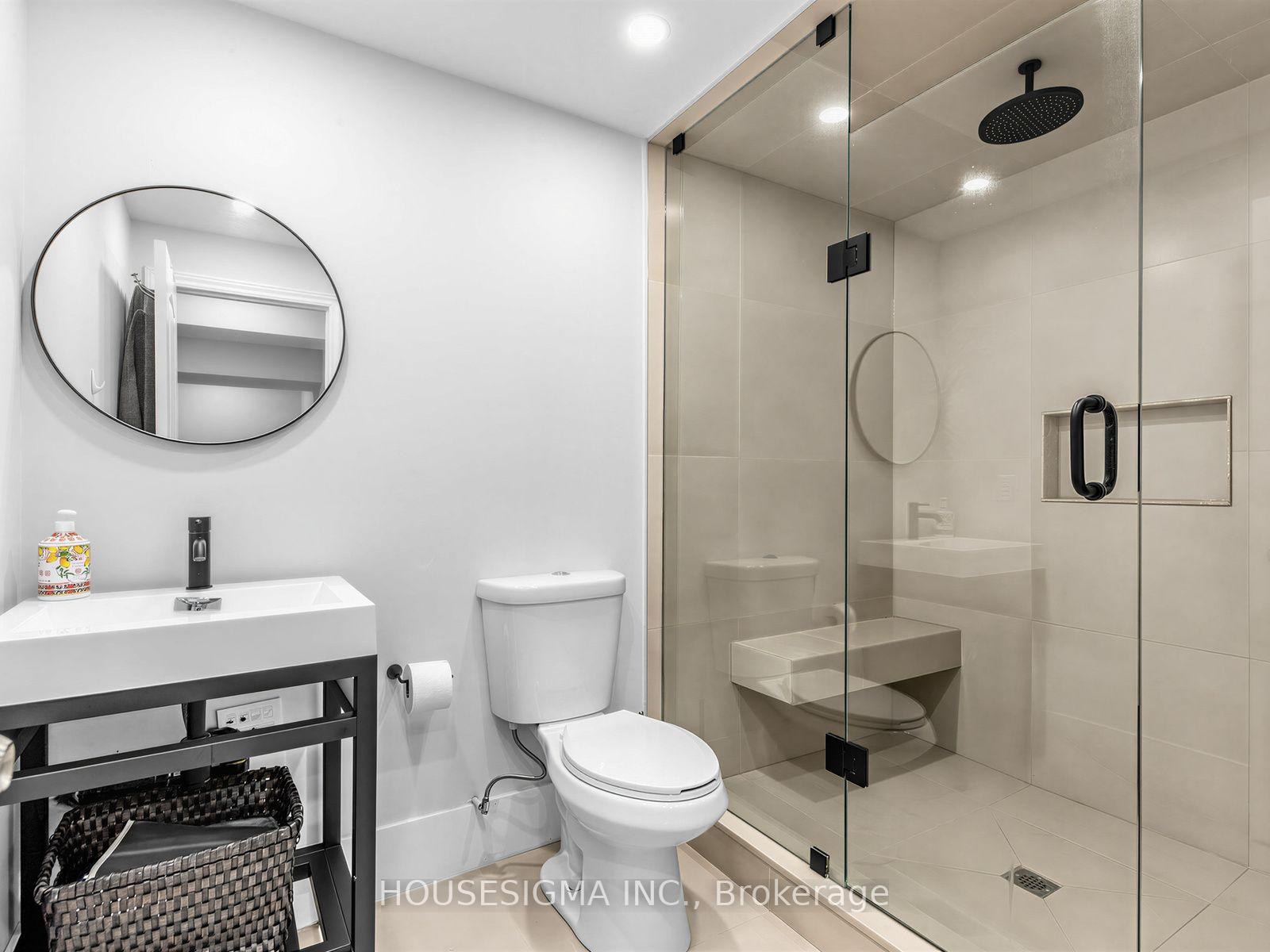 Photo 33 of 57 Chao Crescent, Richmond Hill, Oak Ridges — HOMEH