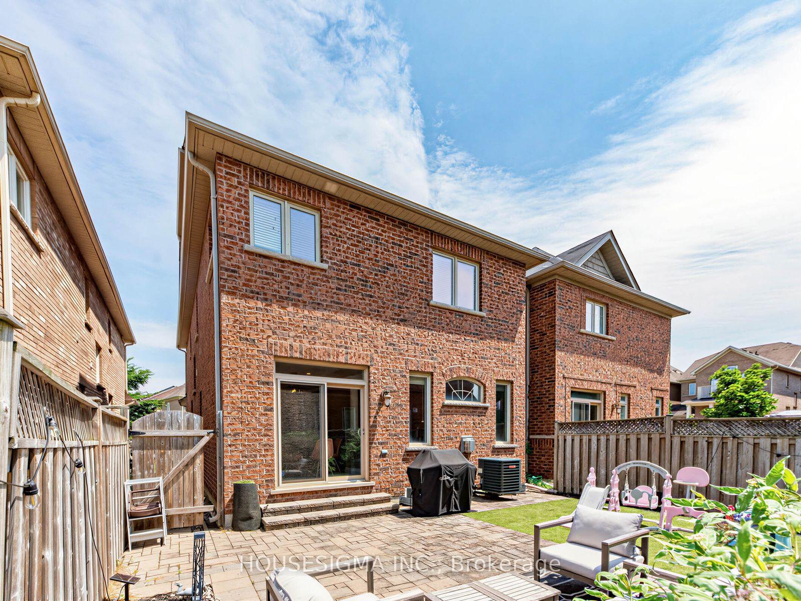 Photo 35 of 57 Chao Crescent, Richmond Hill, Oak Ridges — HOMEH