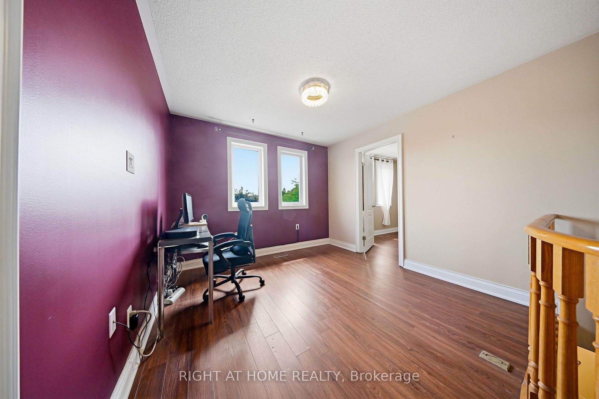 Photo 28 of 29 Sunforest Drive, Brampton, Heart Lake West — HOMEH