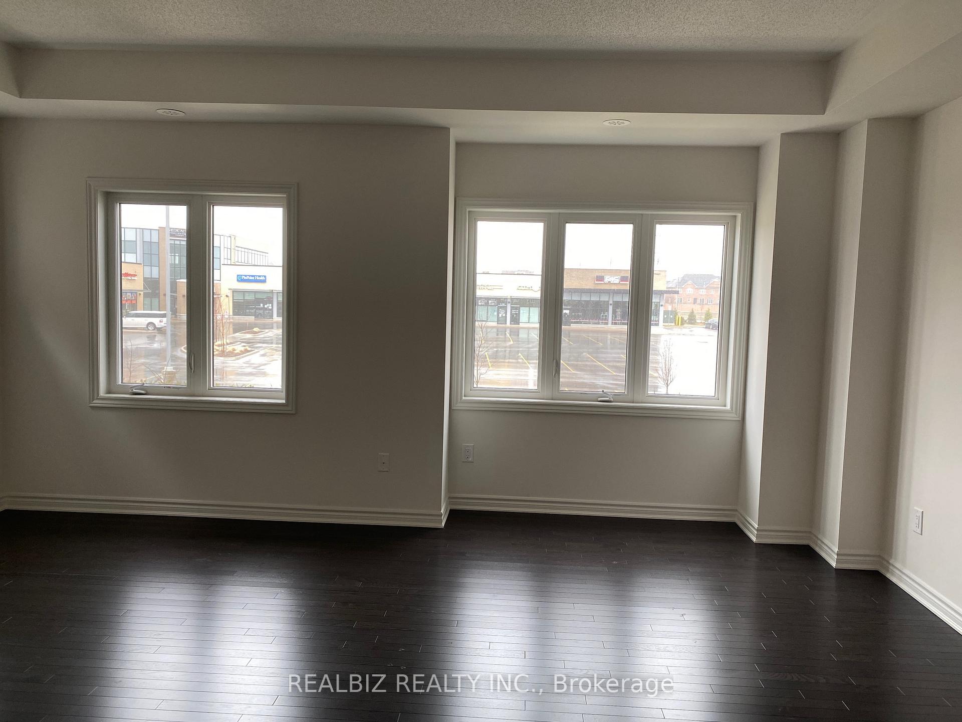 Photo 11 of Unit 19 Upper, 50 Edinburgh Drive, Brampton, Bram West — HOMEH