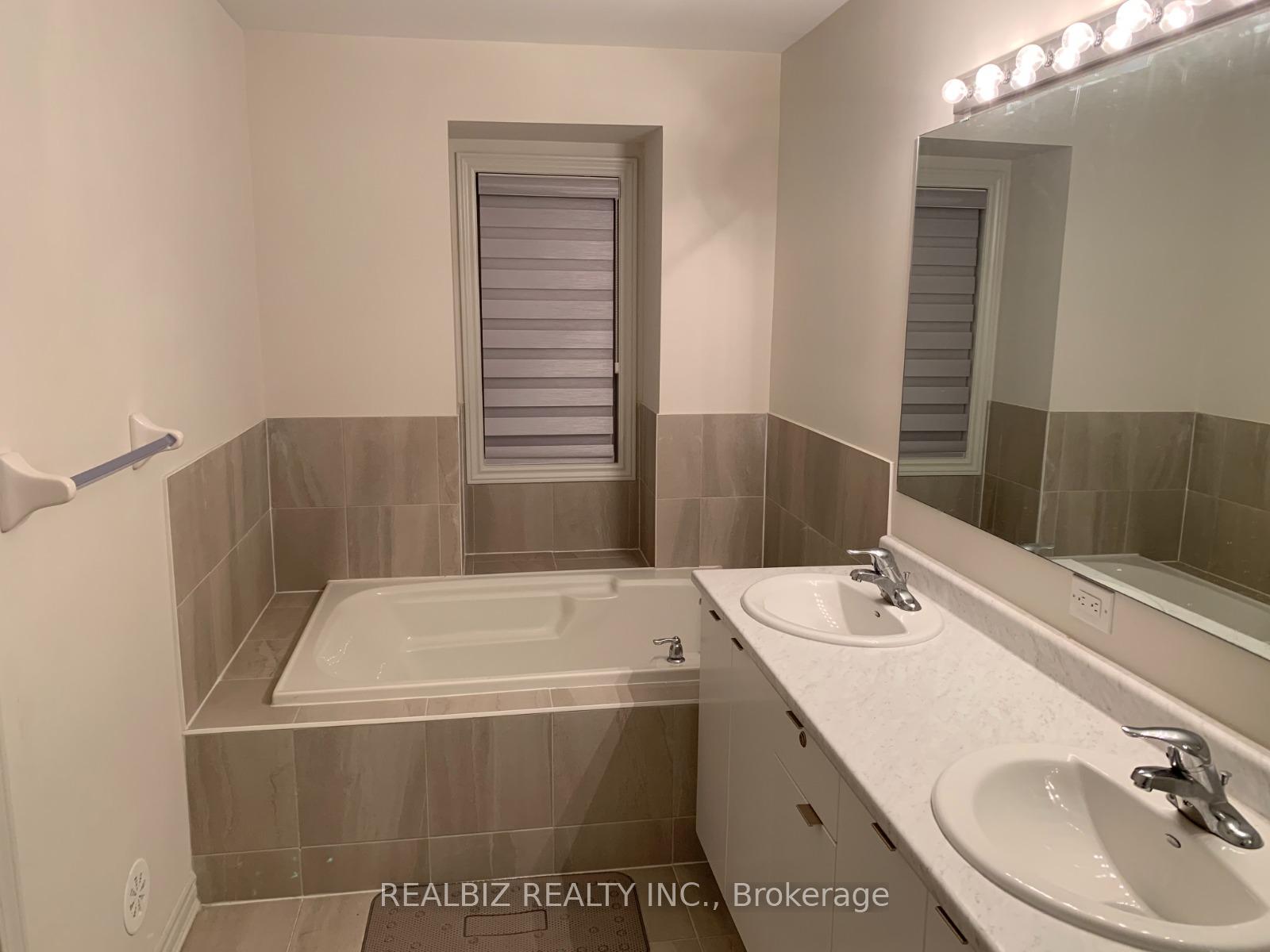 Photo 19 of Unit 19 Upper, 50 Edinburgh Drive, Brampton, Bram West — HOMEH