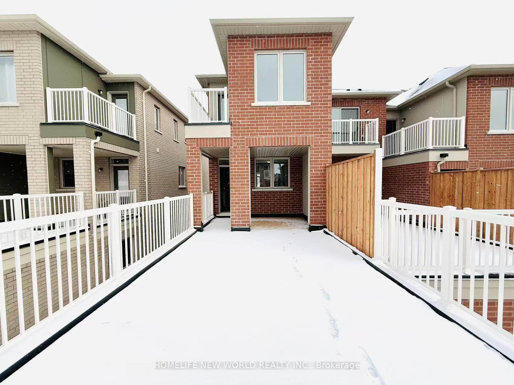 Photo 12 of 925 Crowsnest Hollow, Pickering, Rural Pickering — HOMEH