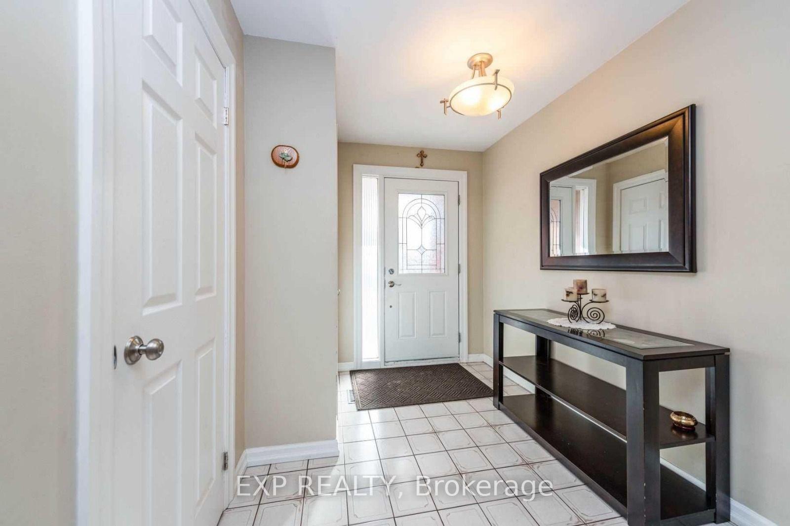 Photo 3 of 3 Shenstone Avenue, Brampton, Heart Lake West — HOMEH