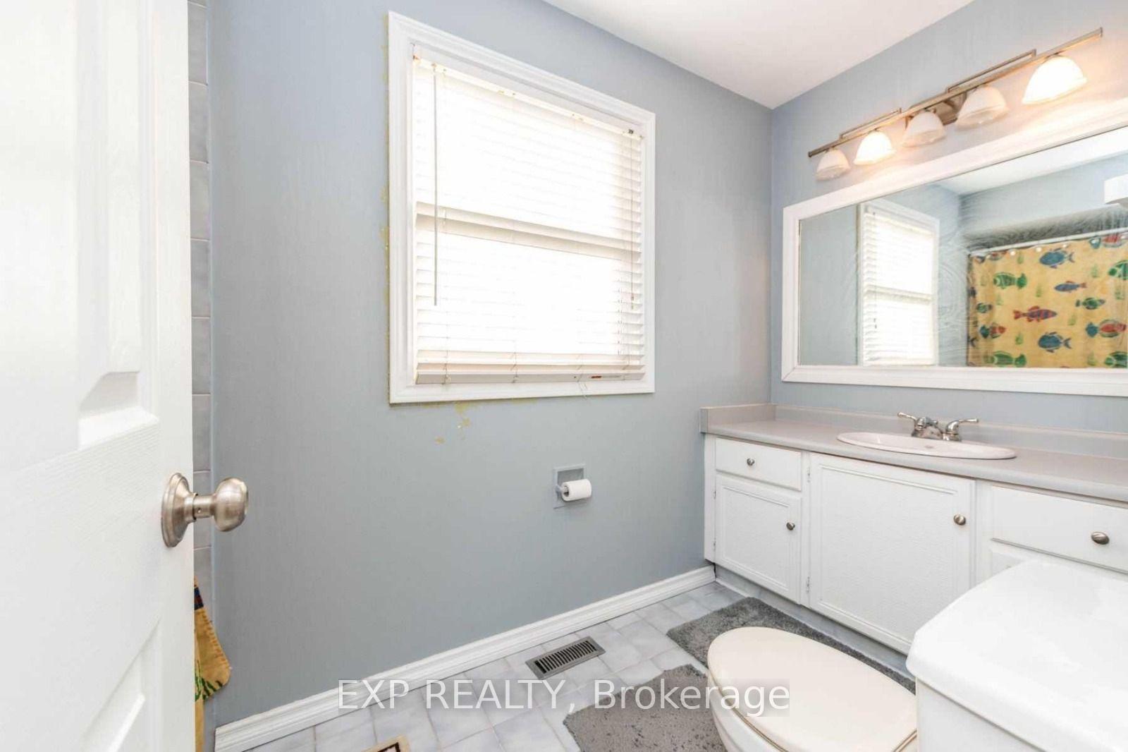 Photo 14 of 3 Shenstone Avenue, Brampton, Heart Lake West — HOMEH