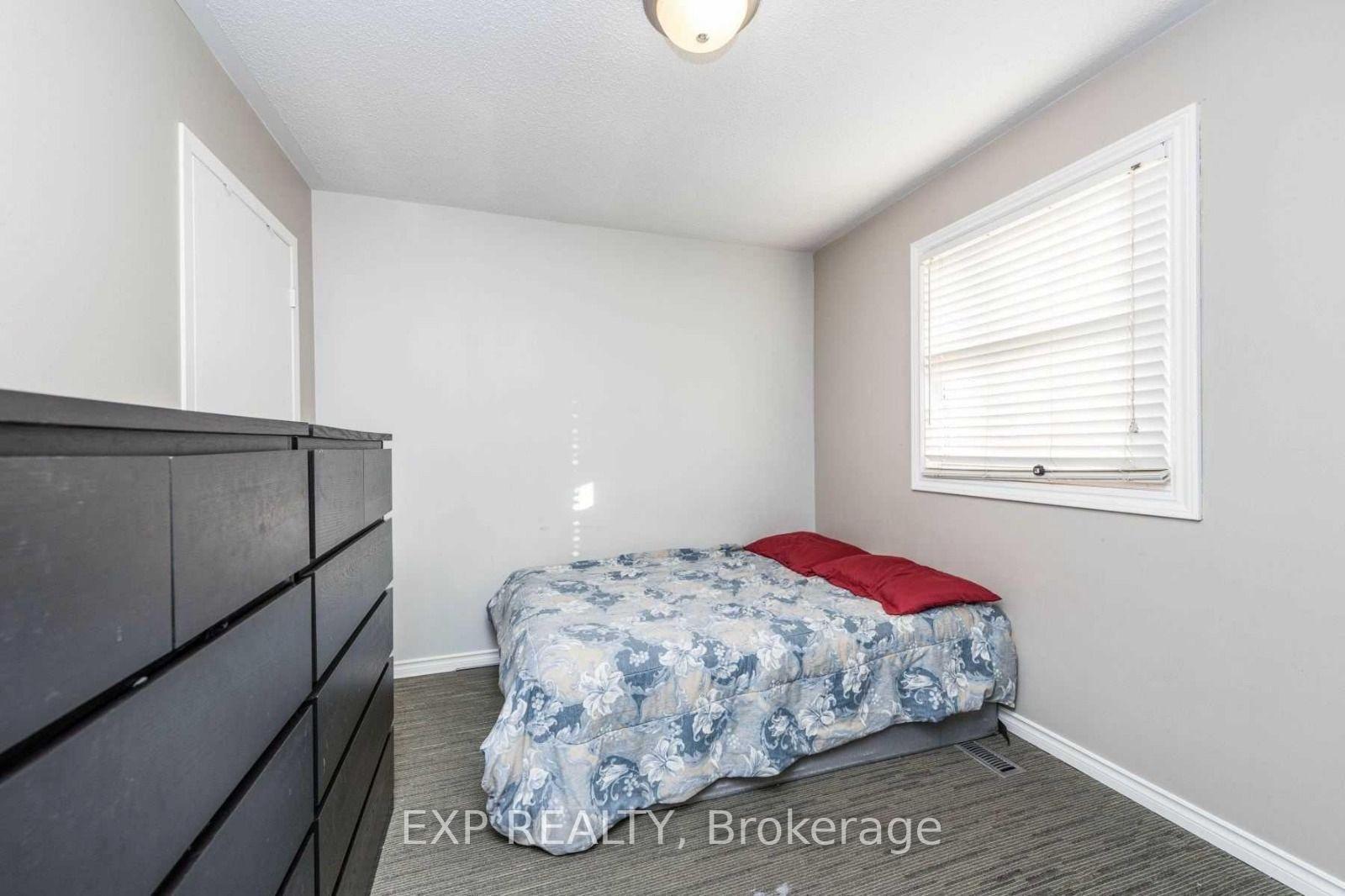 Photo 15 of 3 Shenstone Avenue, Brampton, Heart Lake West — HOMEH