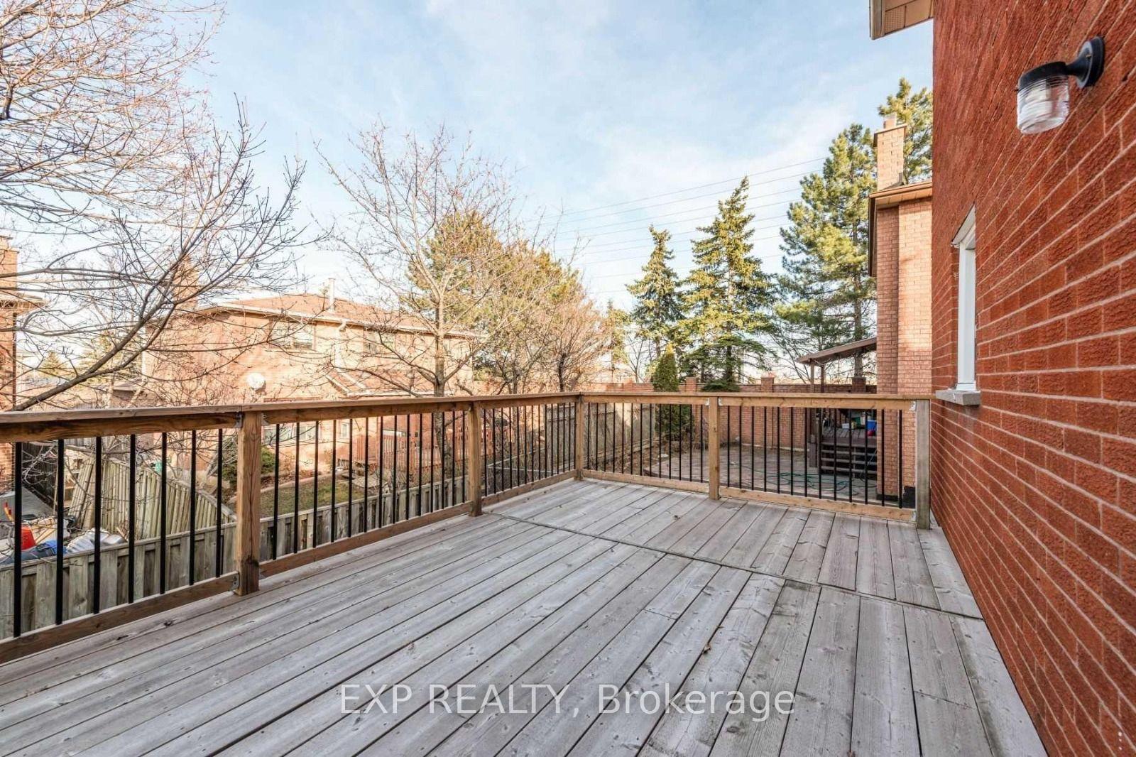 Photo 18 of 3 Shenstone Avenue, Brampton, Heart Lake West — HOMEH