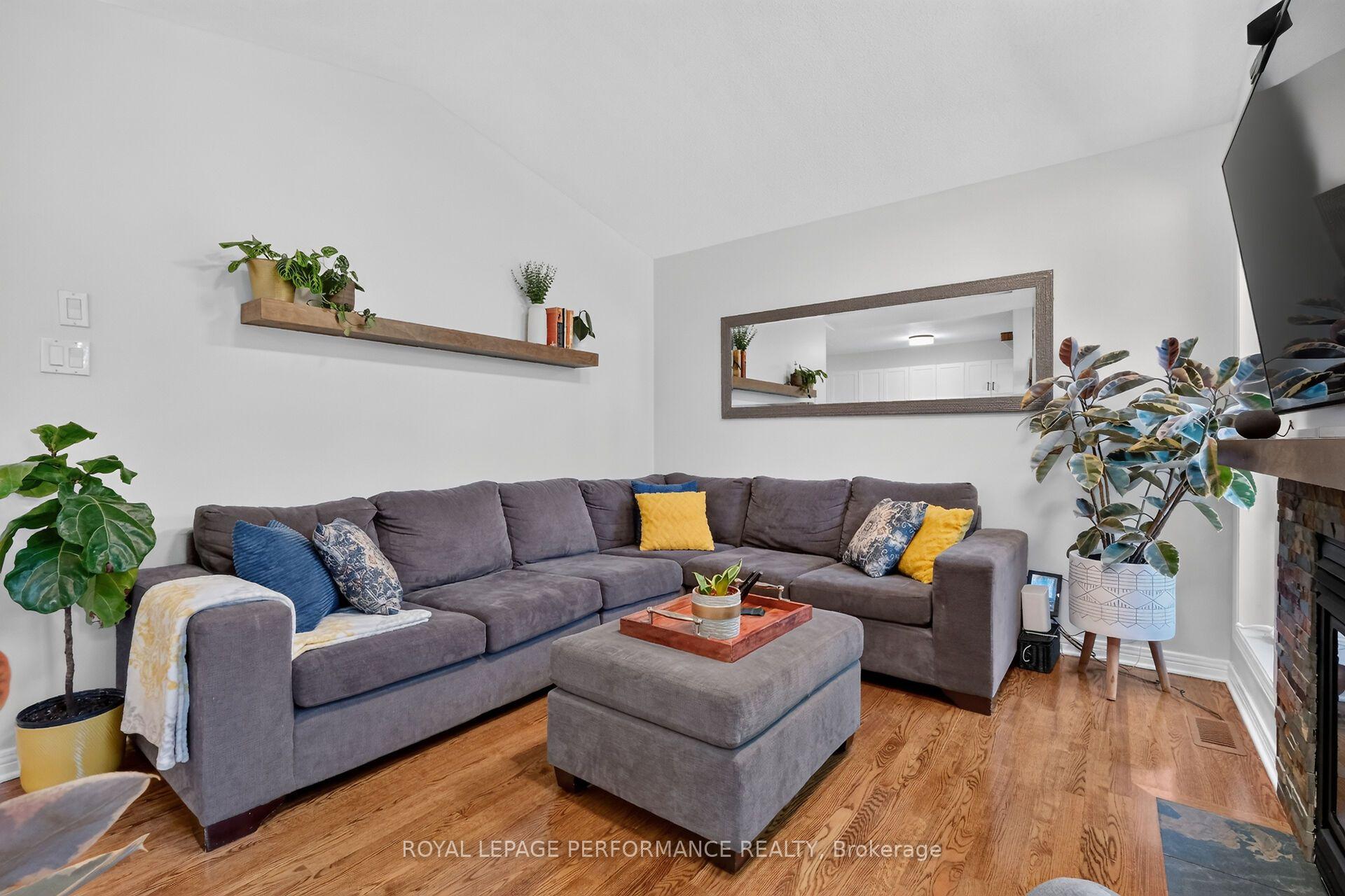 Photo 20 of 990 Lucille Way, Ottawa, Notting Hill/Summerside — HOMEH