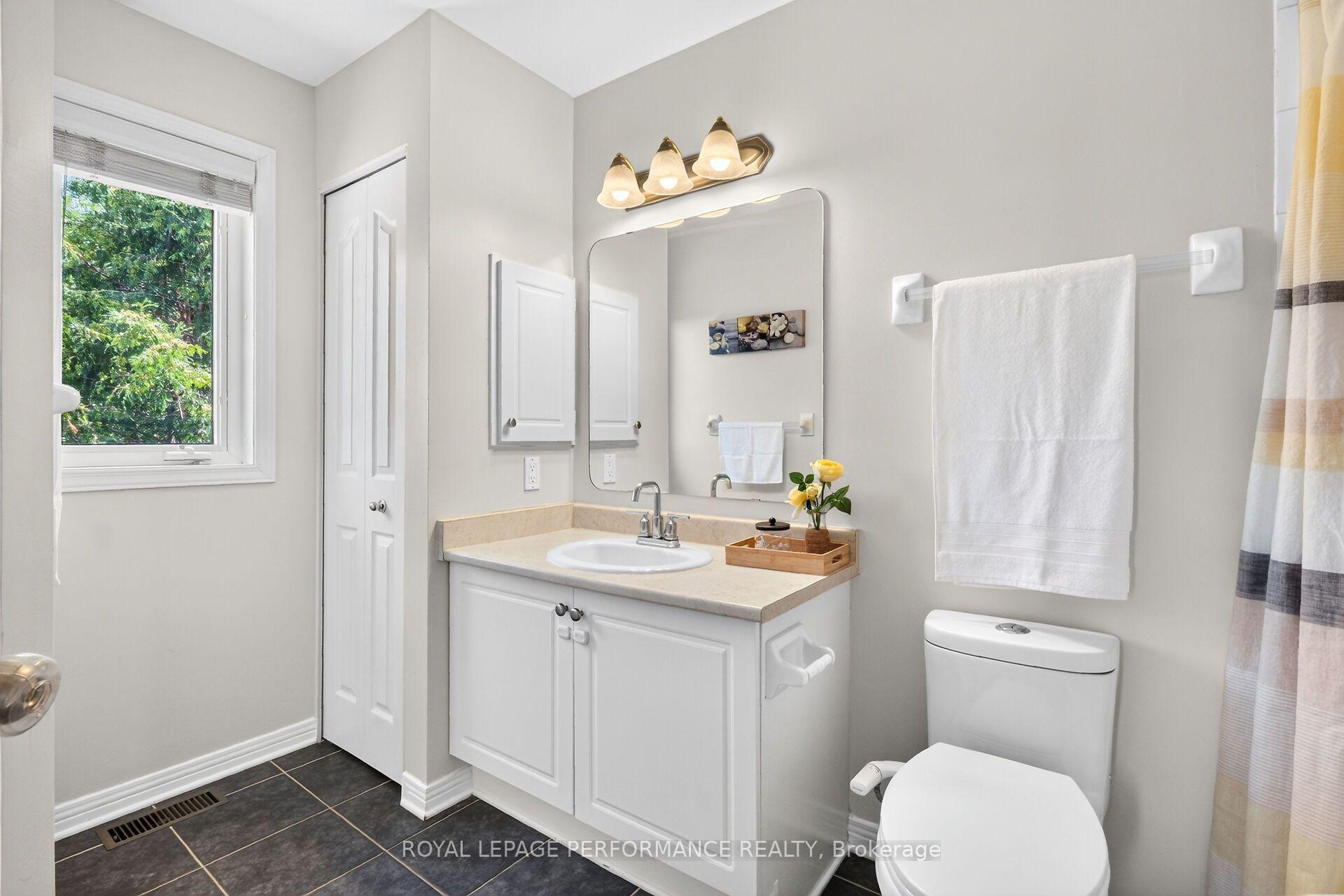 Photo 33 of 990 Lucille Way, Ottawa, Notting Hill/Summerside — HOMEH